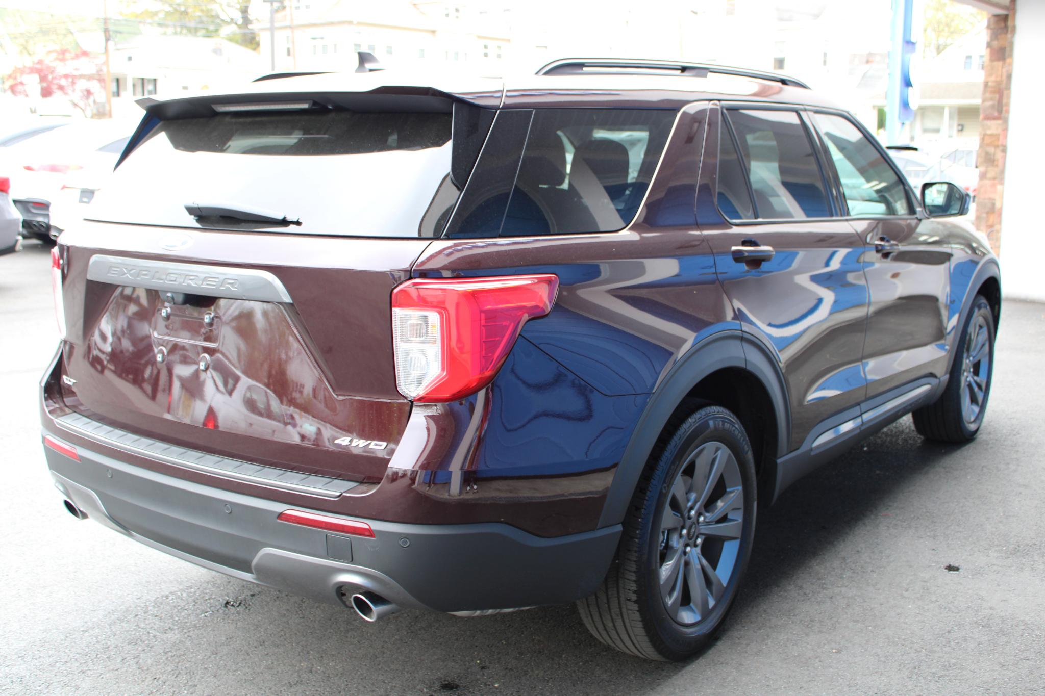 Ford Explorer XLT 4WD 2022