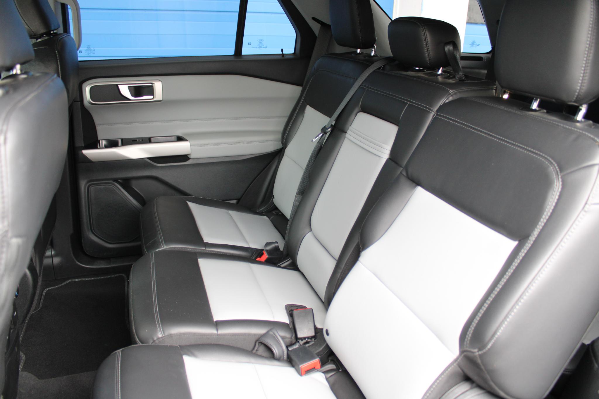 Ford Explorer XLT 4WD 2022