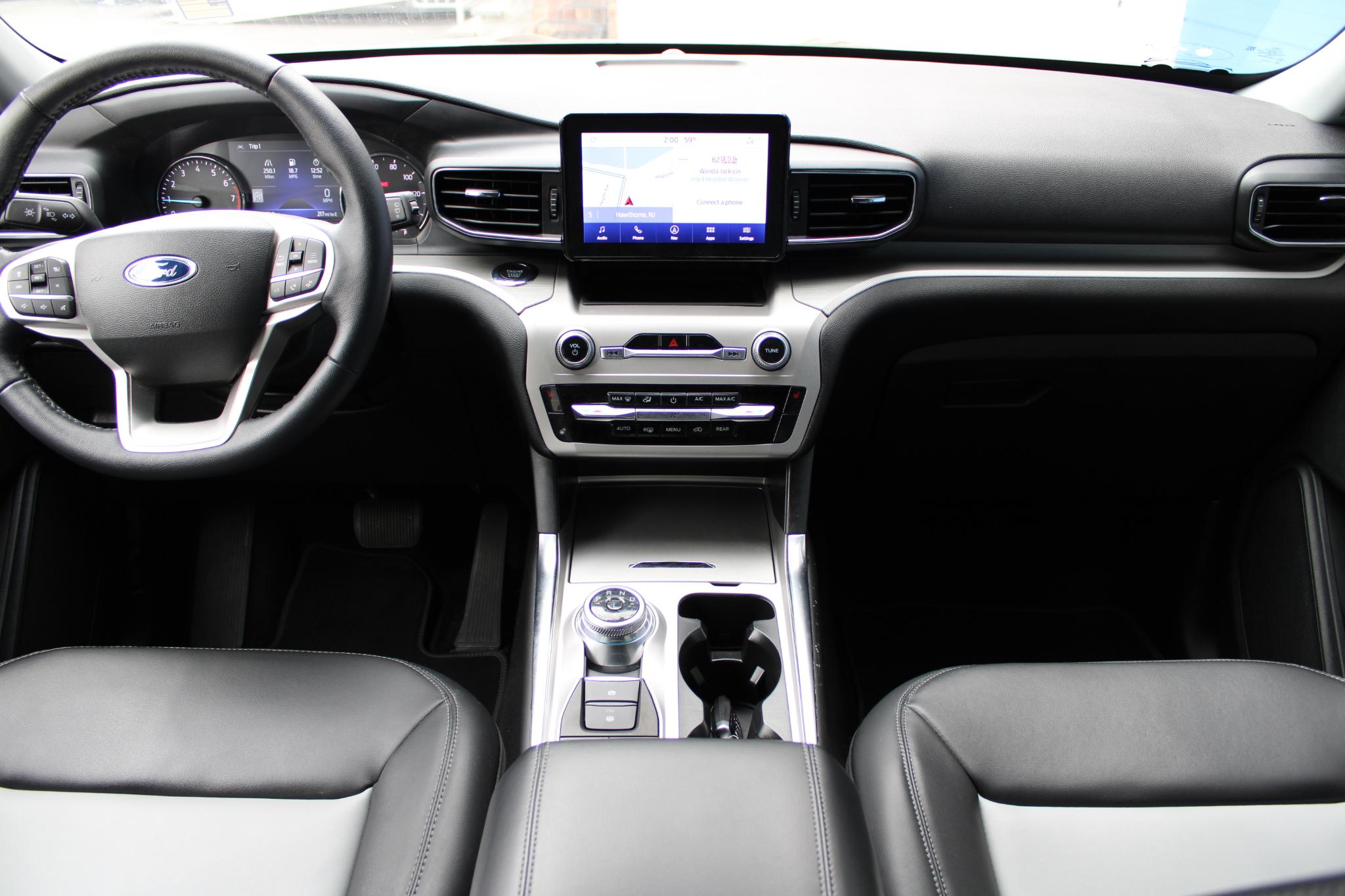 Ford Explorer XLT 4WD 2022