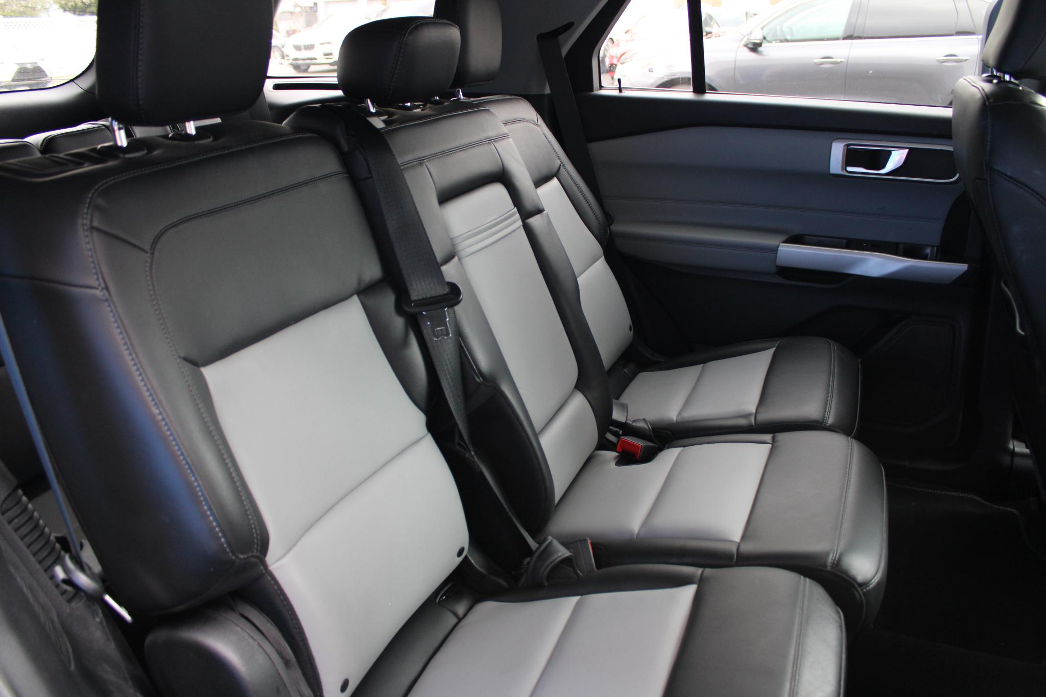 Ford Explorer XLT 4WD 2022