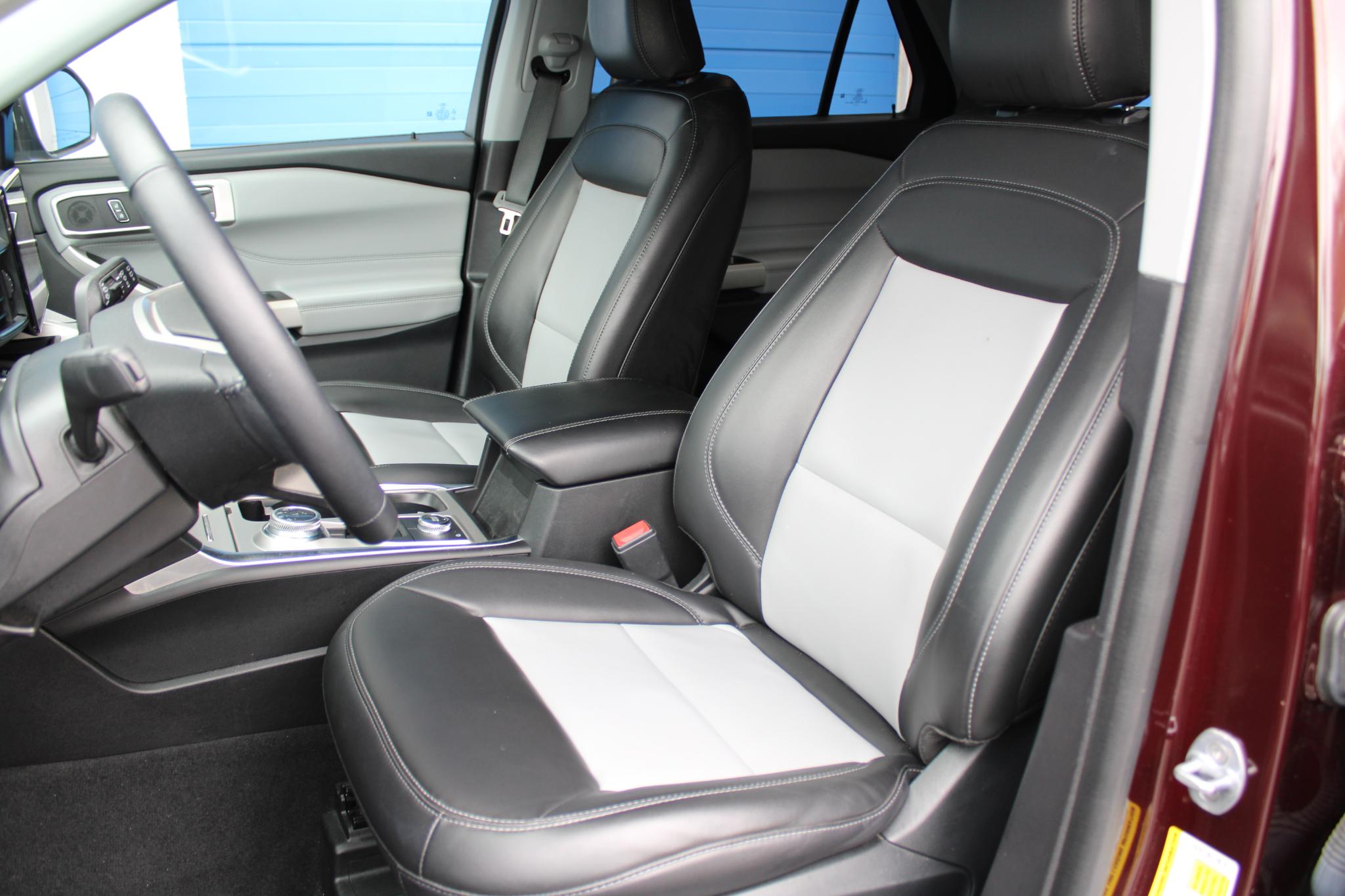 Ford Explorer XLT 4WD 2022