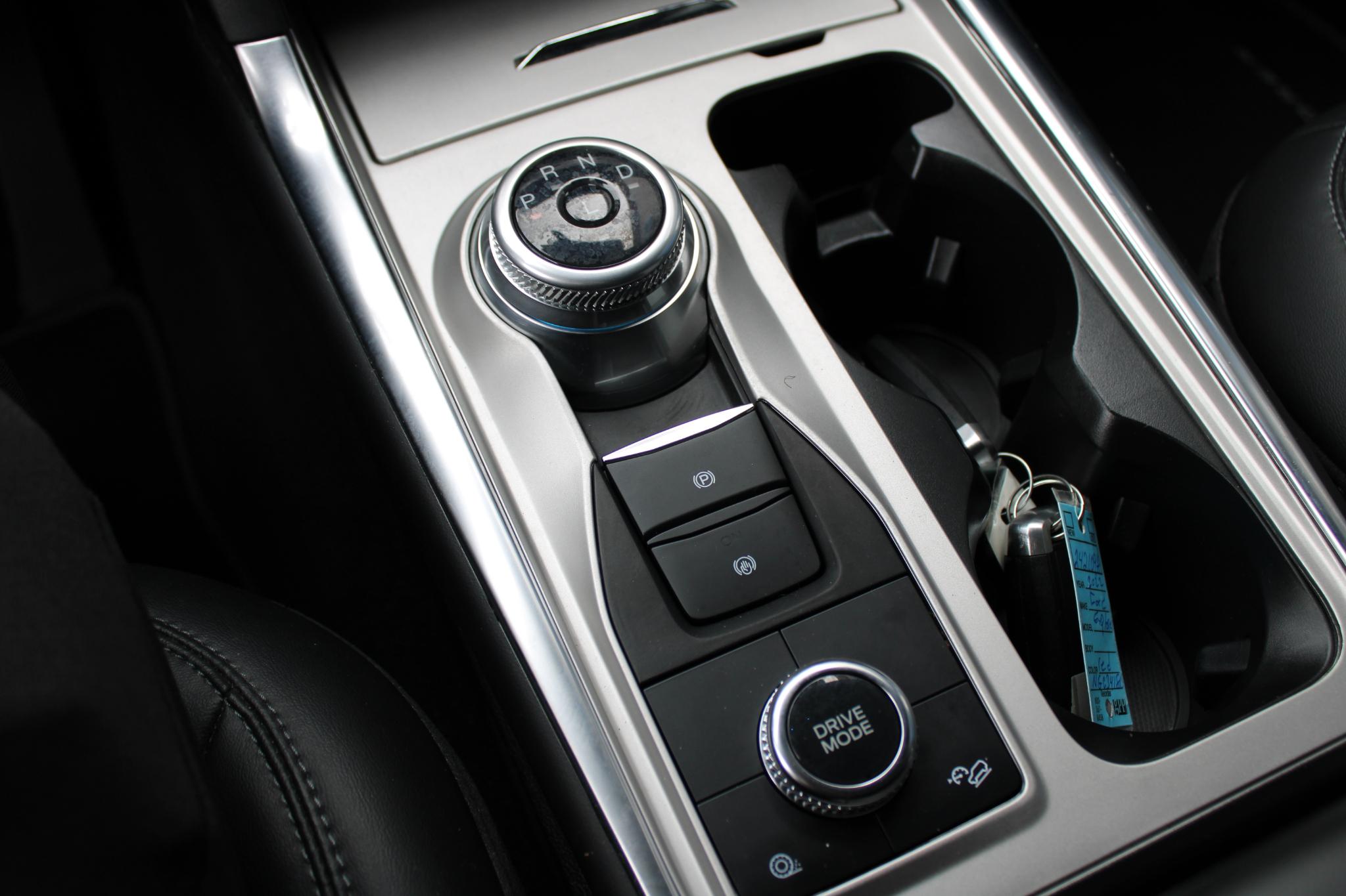 Ford Explorer XLT 4WD 2022