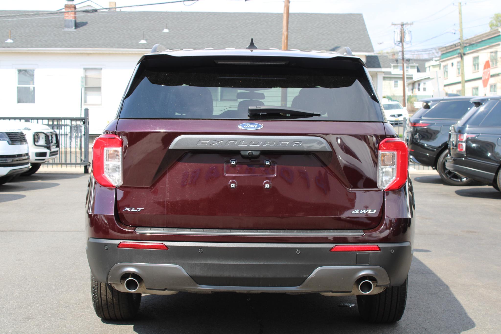 Ford Explorer XLT 4WD 2022