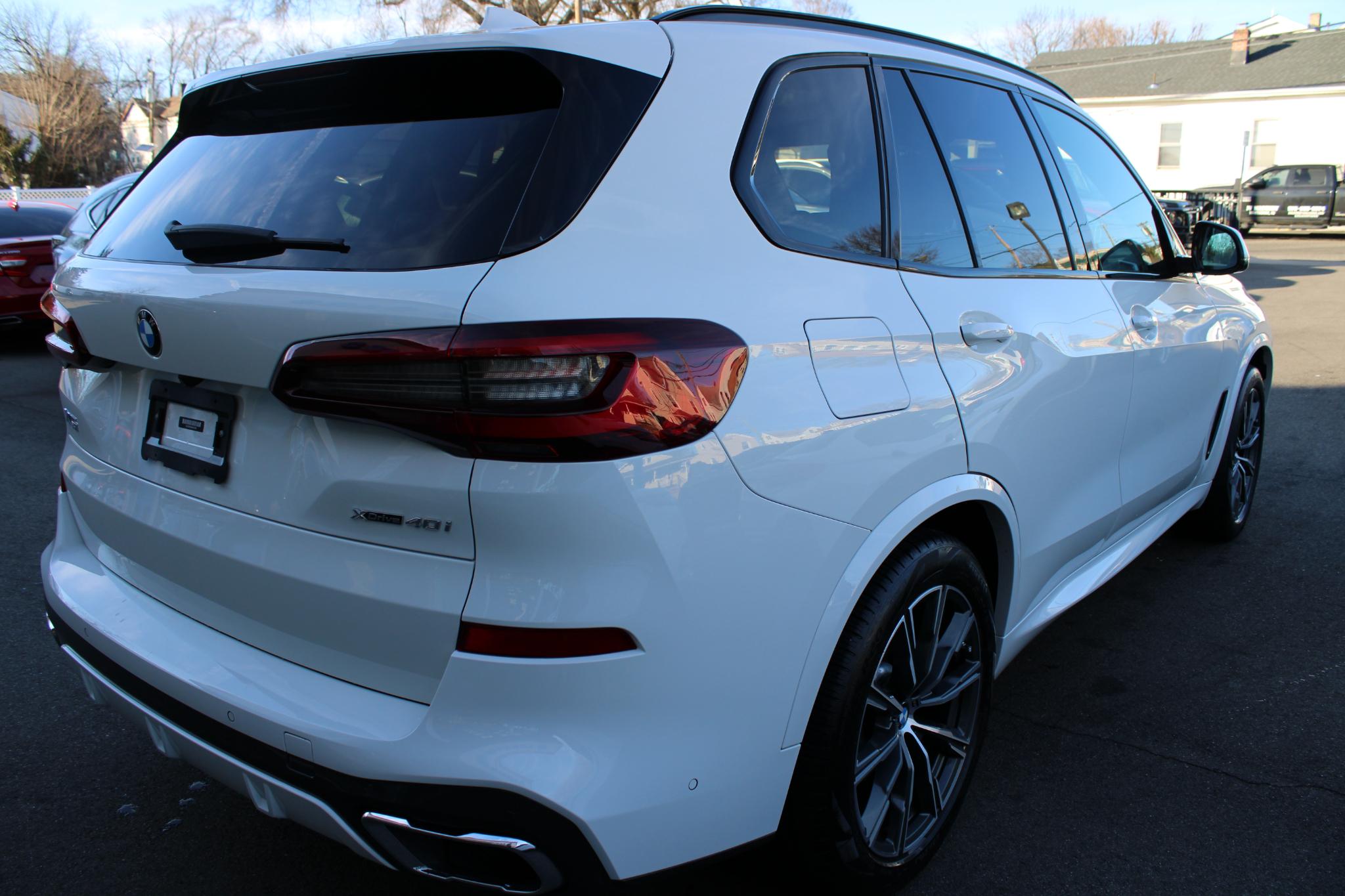 BMW X5 xDrive40i Sports Activity Vehicle 2021