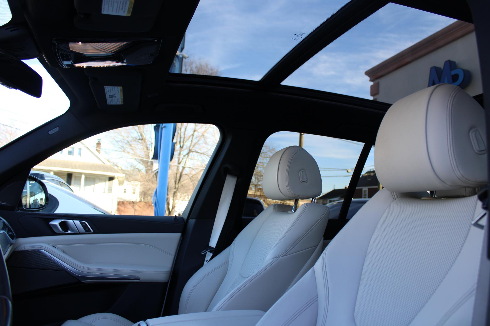 BMW X5 xDrive40i Sports Activity Vehicle 2021