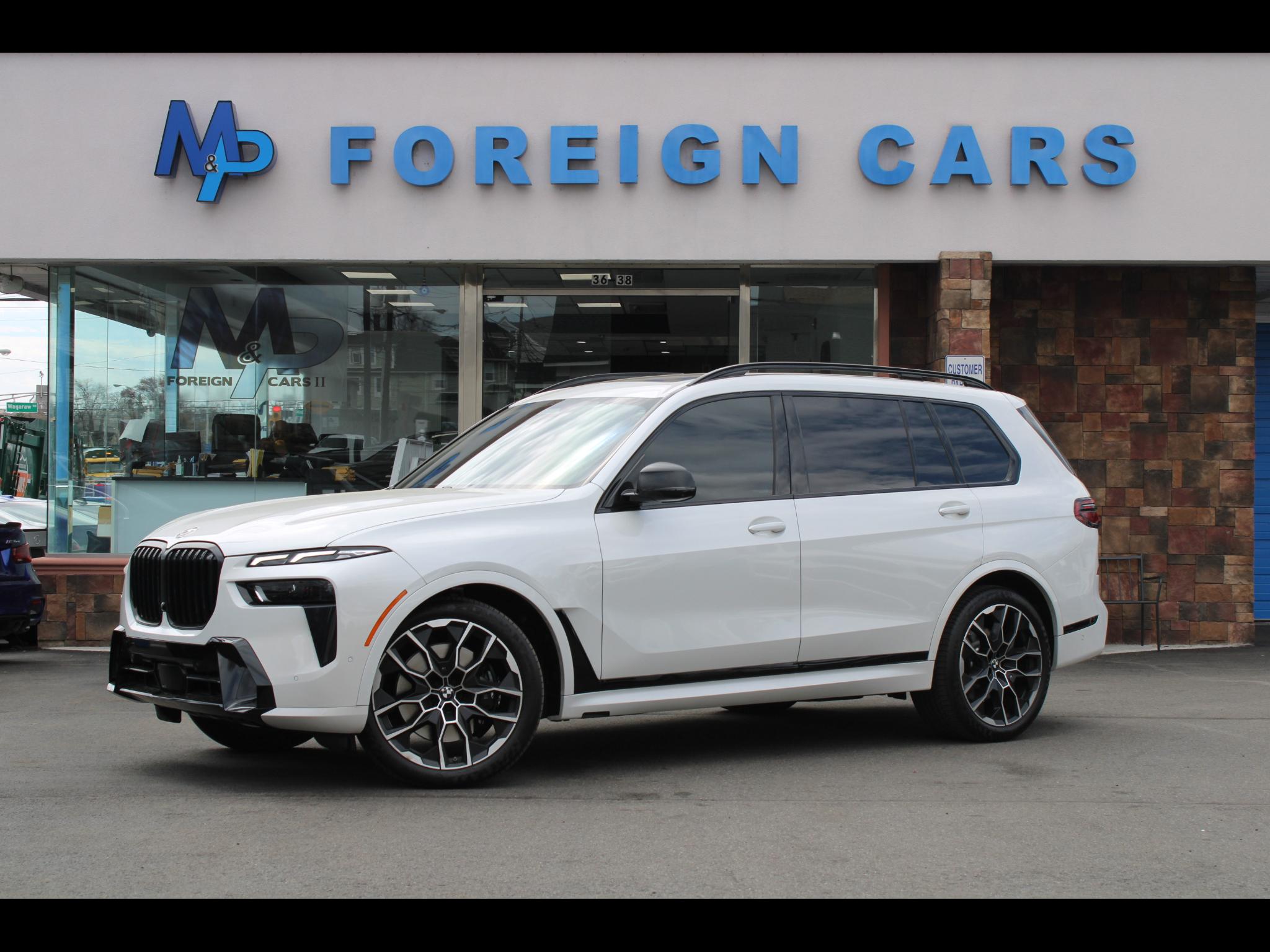 2023 BMW X7 xDrive40i Sports Activity Vehicle