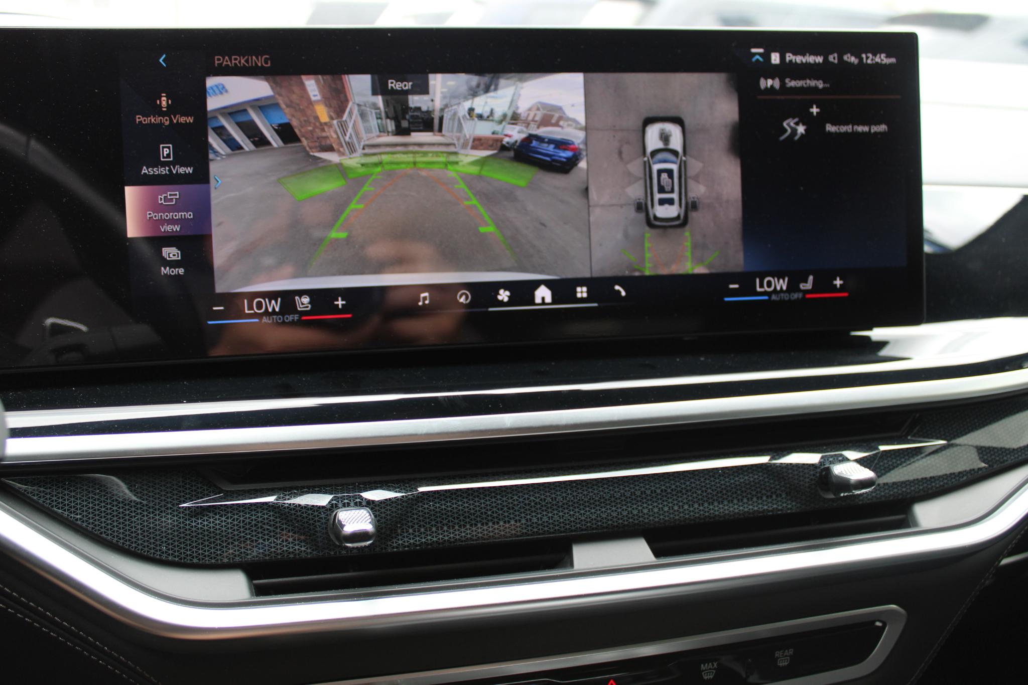 BMW X7 xDrive40i Sports Activity Vehicle 2023