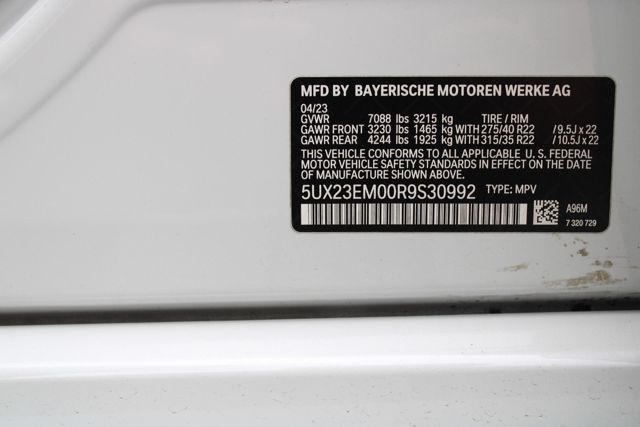 BMW X7 xDrive40i Sports Activity Vehicle 2023