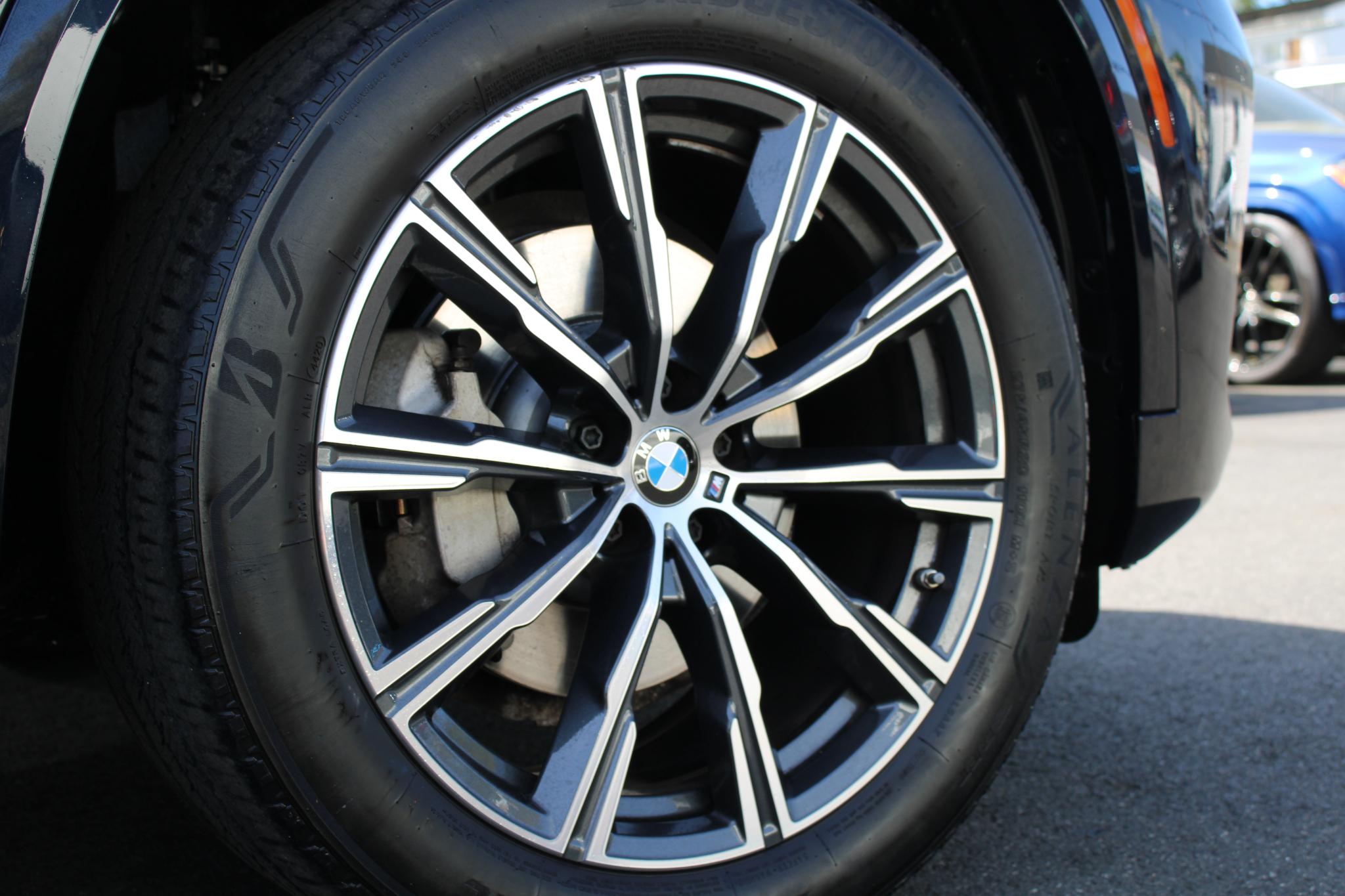 BMW X5 xDrive40i Sports Activity Vehicle 2021