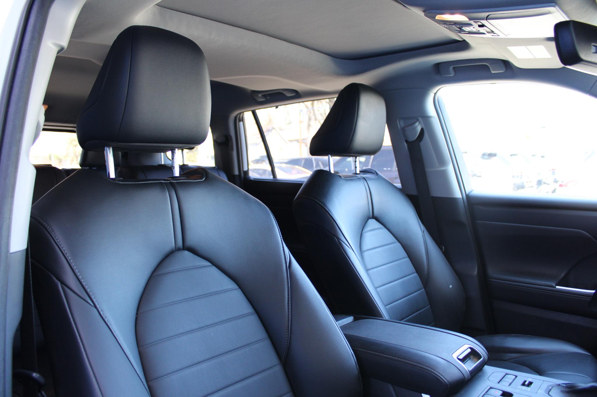 Toyota Highlander Platinum AWD (Natl) 2023