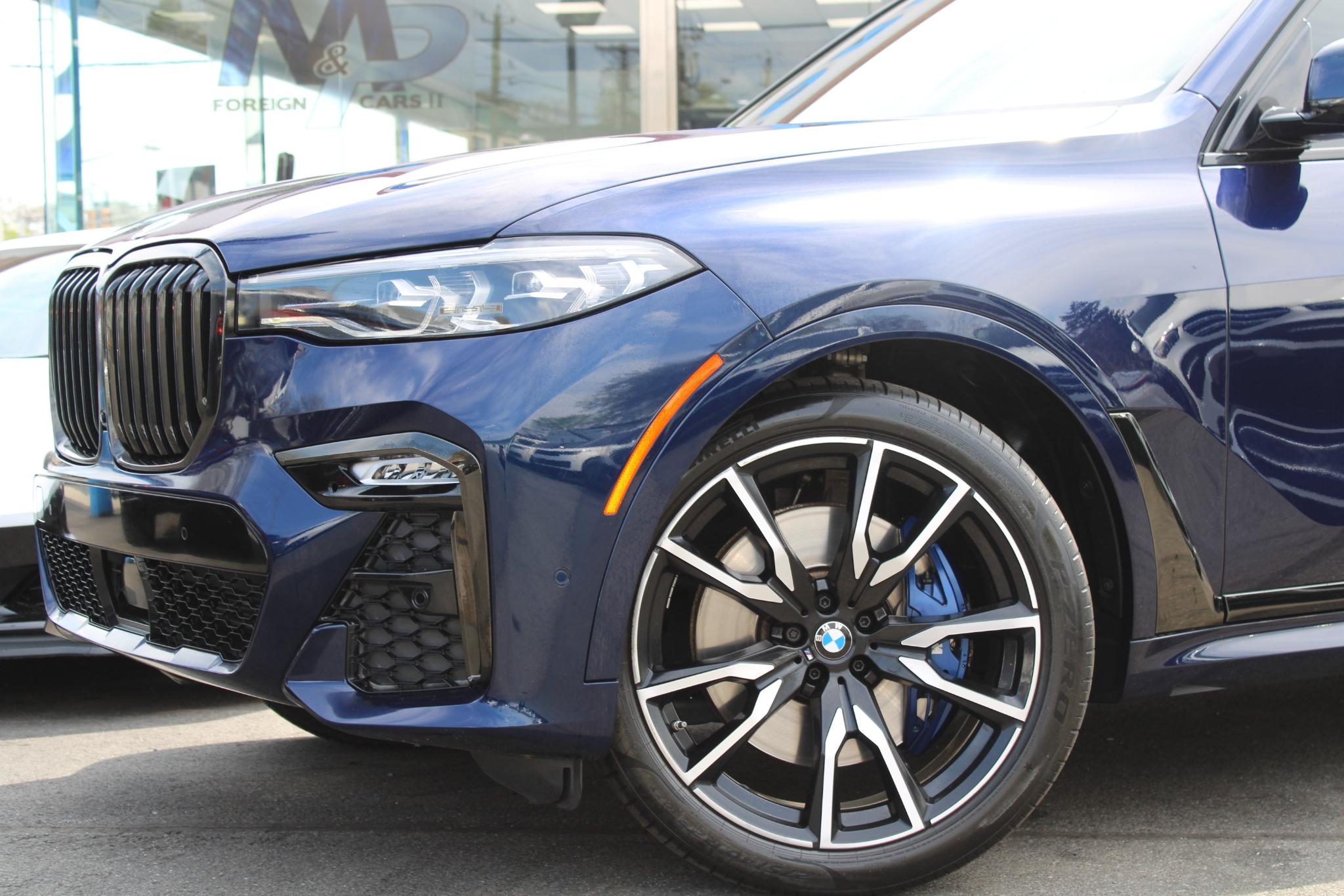 BMW X7 xDrive40i Sports Activity Vehicle 2021