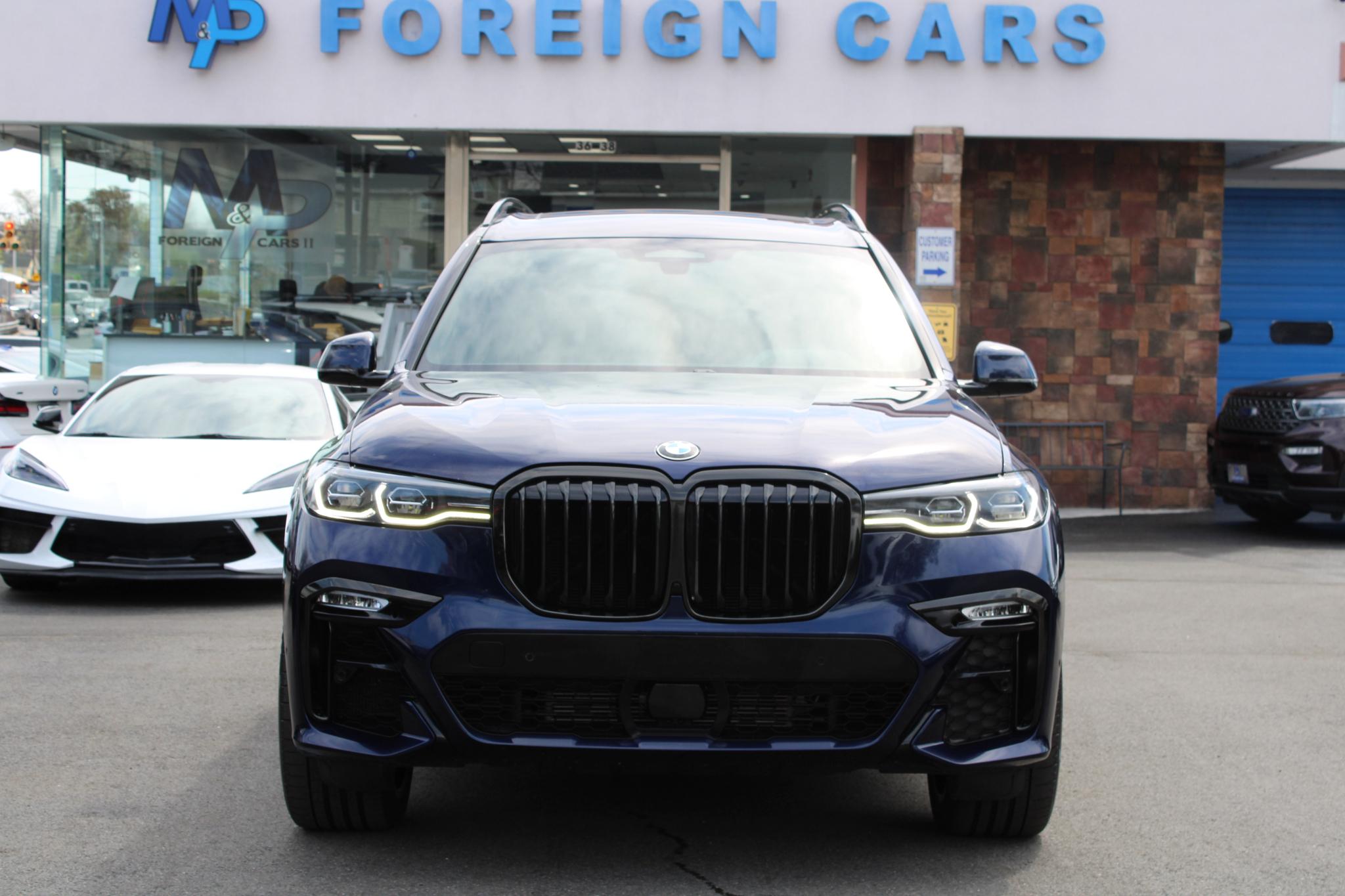 BMW X7 xDrive40i Sports Activity Vehicle 2021