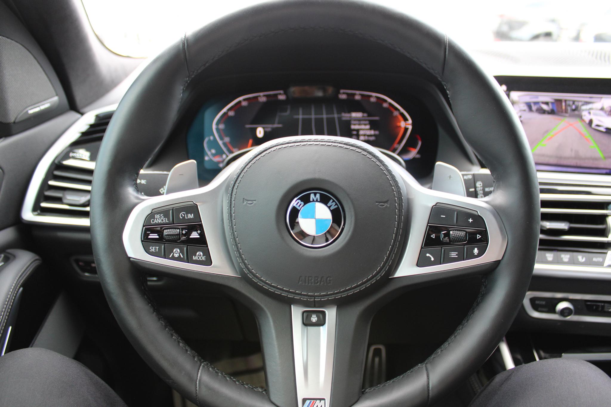 BMW X7 xDrive40i Sports Activity Vehicle 2021