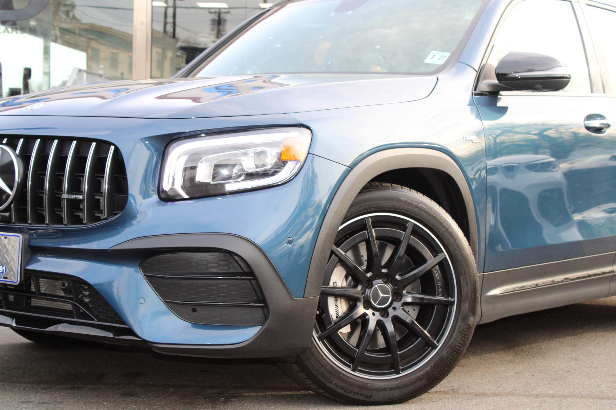 Mercedes-Benz GLB AMG GLB 35 4MATIC SUV 2022