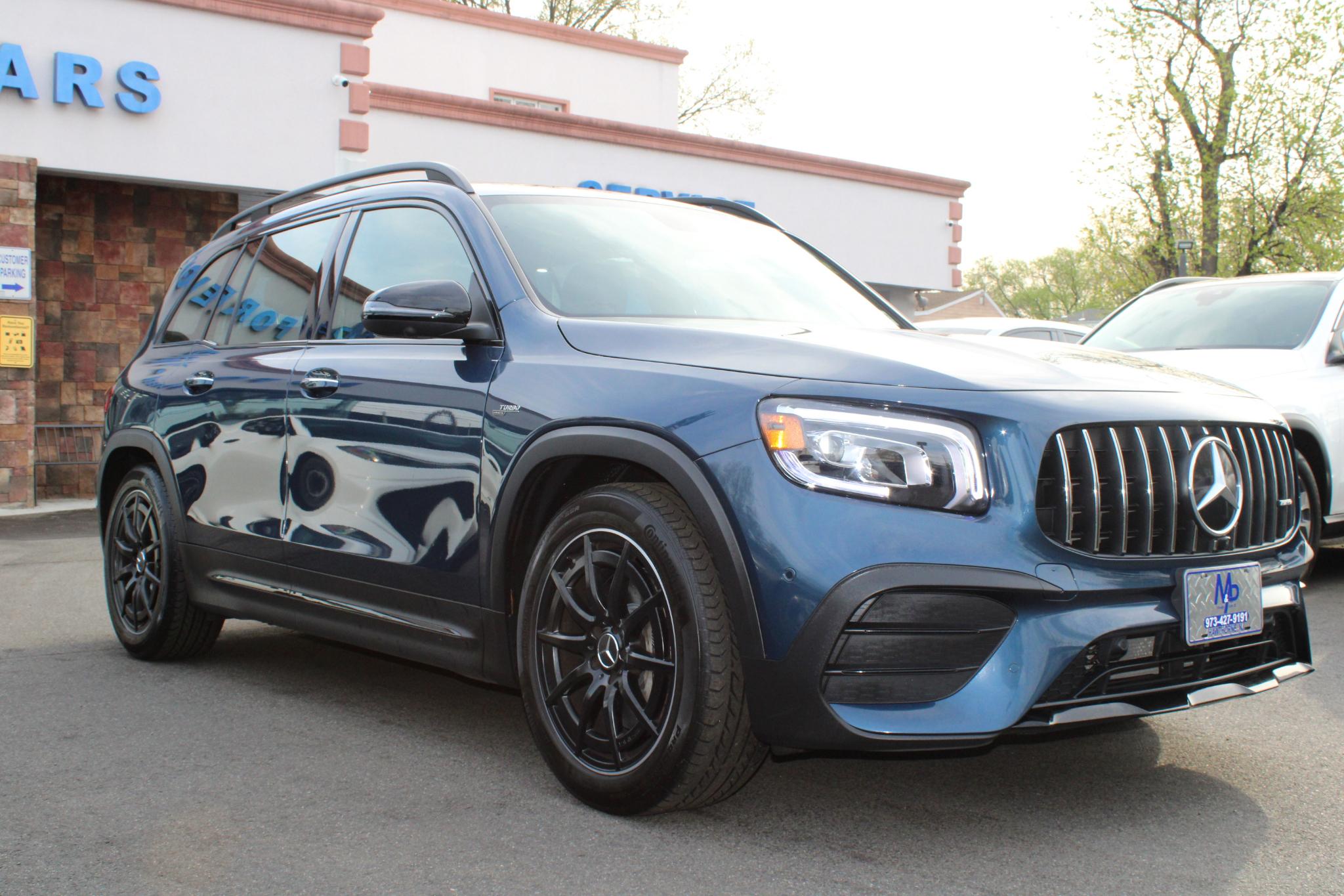 Mercedes-Benz GLB AMG GLB 35 4MATIC SUV 2022