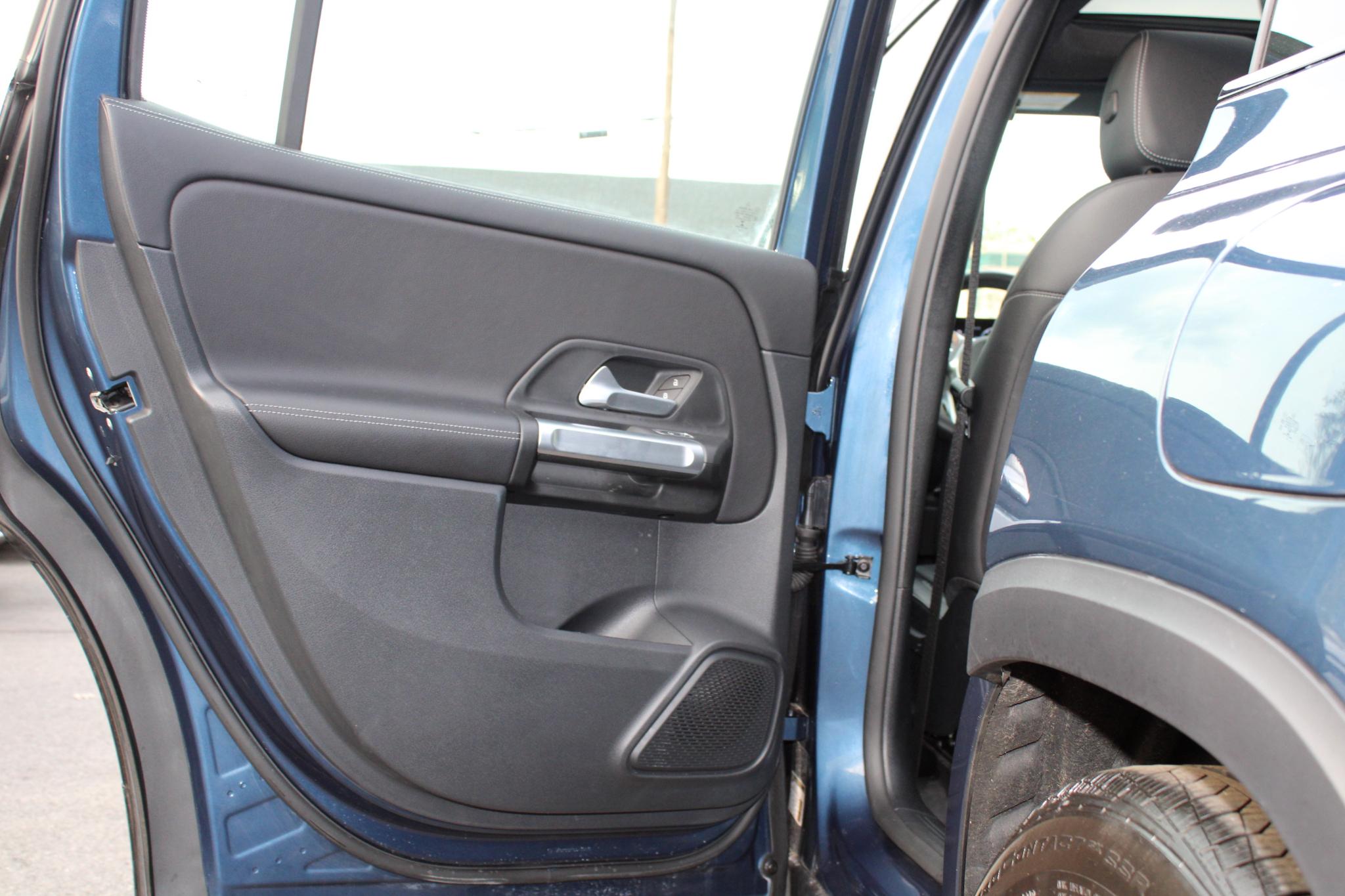 Mercedes-Benz GLB AMG GLB 35 4MATIC SUV 2022