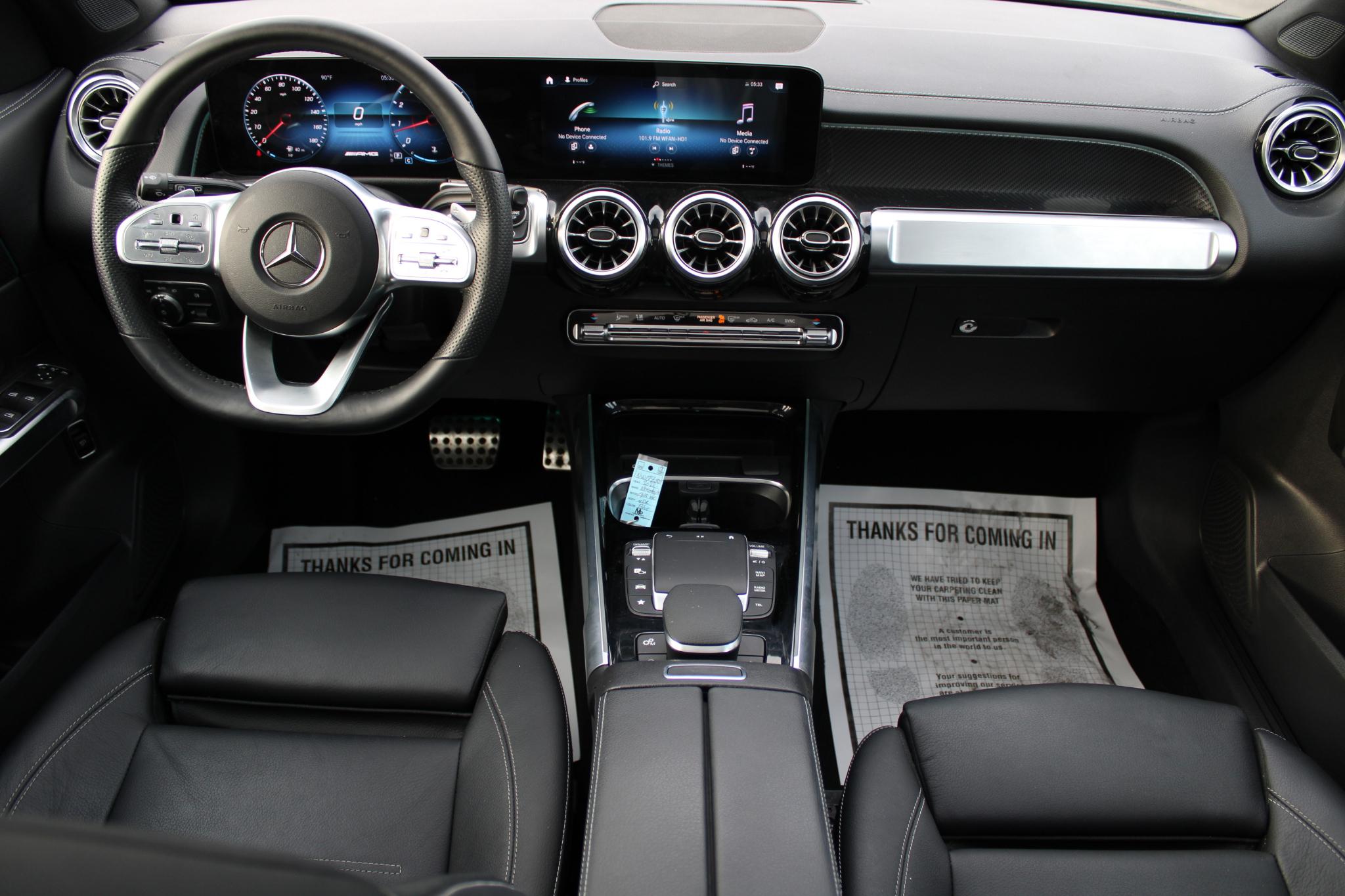 Mercedes-Benz GLB AMG GLB 35 4MATIC SUV 2022