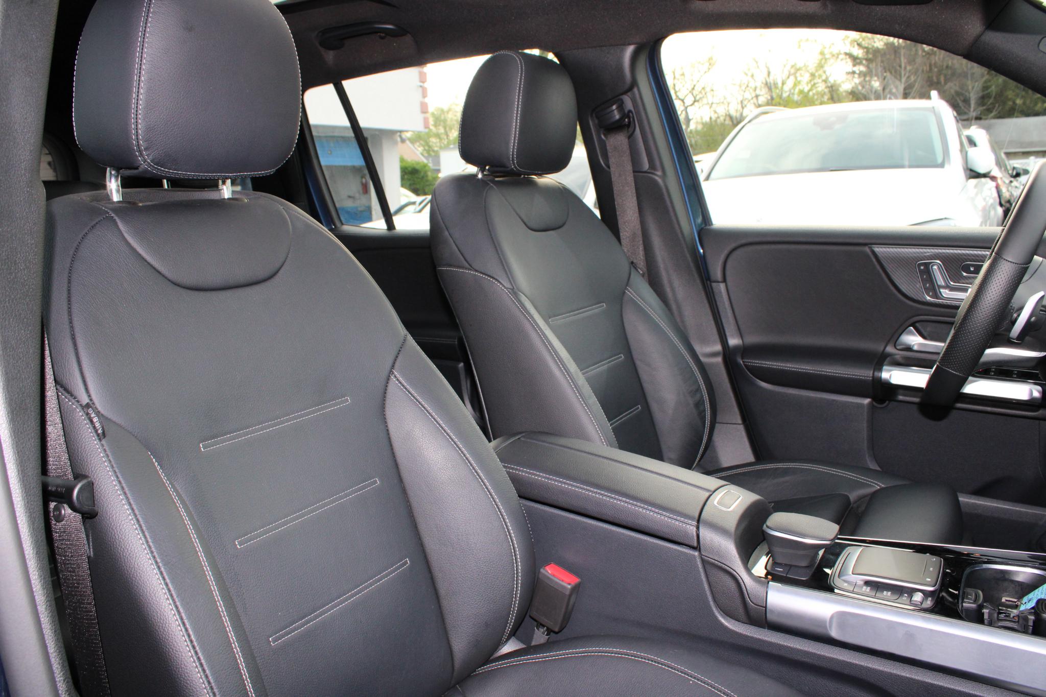 Mercedes-Benz GLB AMG GLB 35 4MATIC SUV 2022