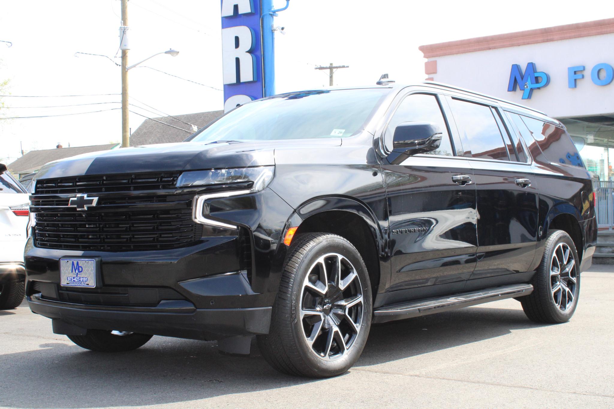 Chevrolet Suburban 4WD 4dr RST 2024