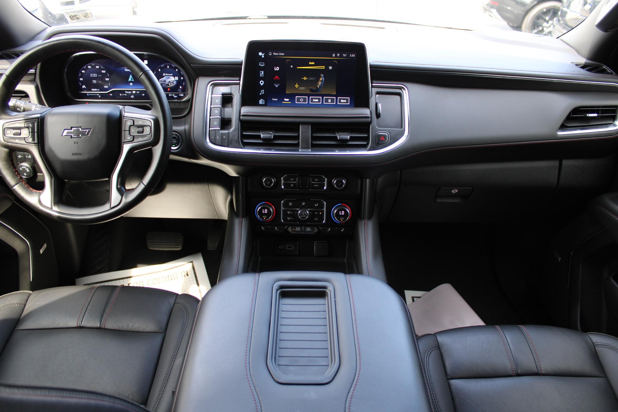 Chevrolet Suburban 4WD 4dr RST 2024