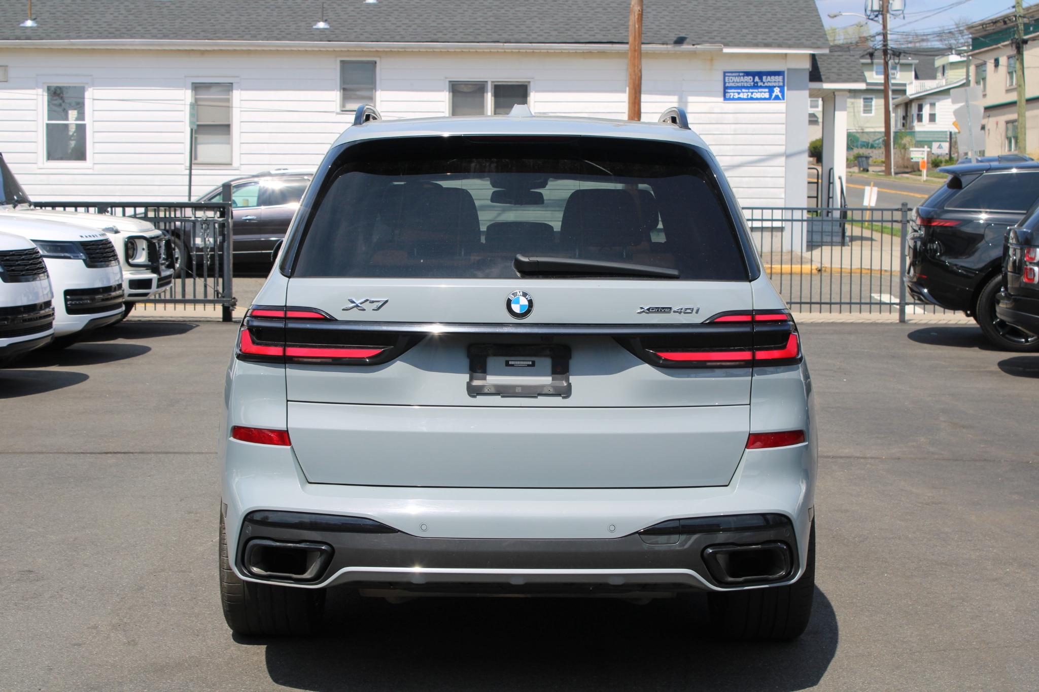 BMW X7 xDrive40i Sports Activity Vehicle 2024