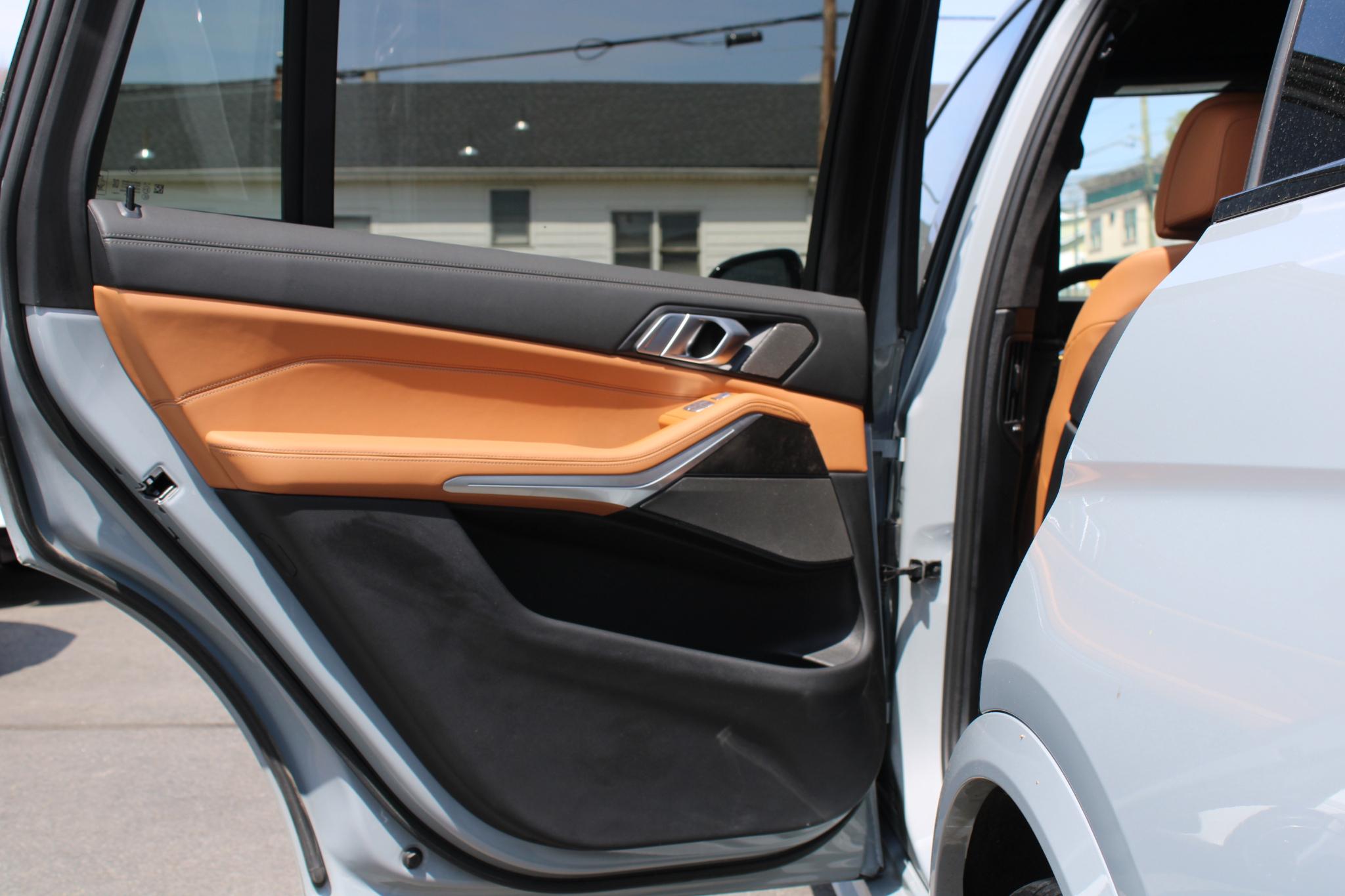 BMW X7 xDrive40i Sports Activity Vehicle 2024