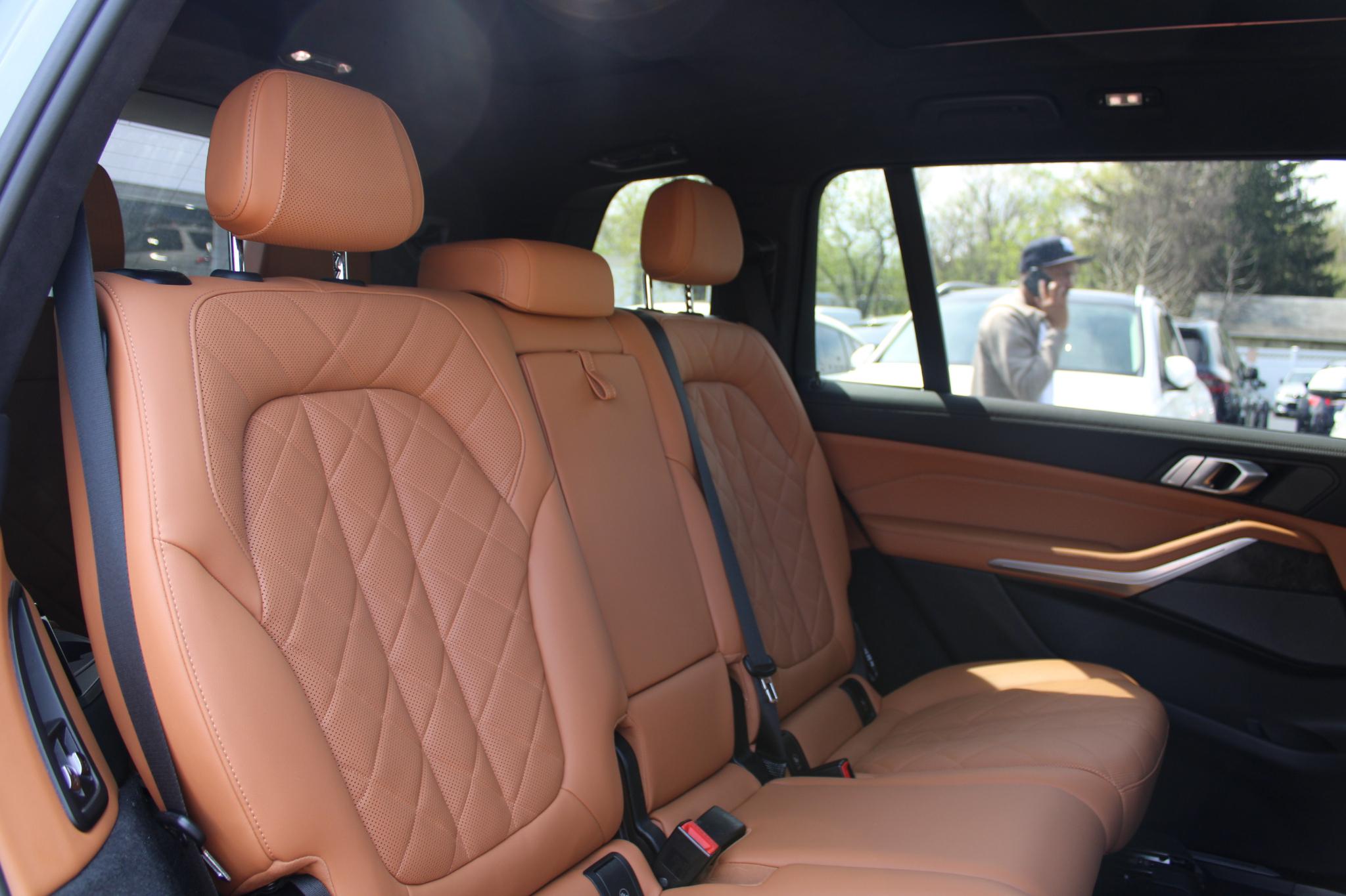 BMW X7 xDrive40i Sports Activity Vehicle 2024