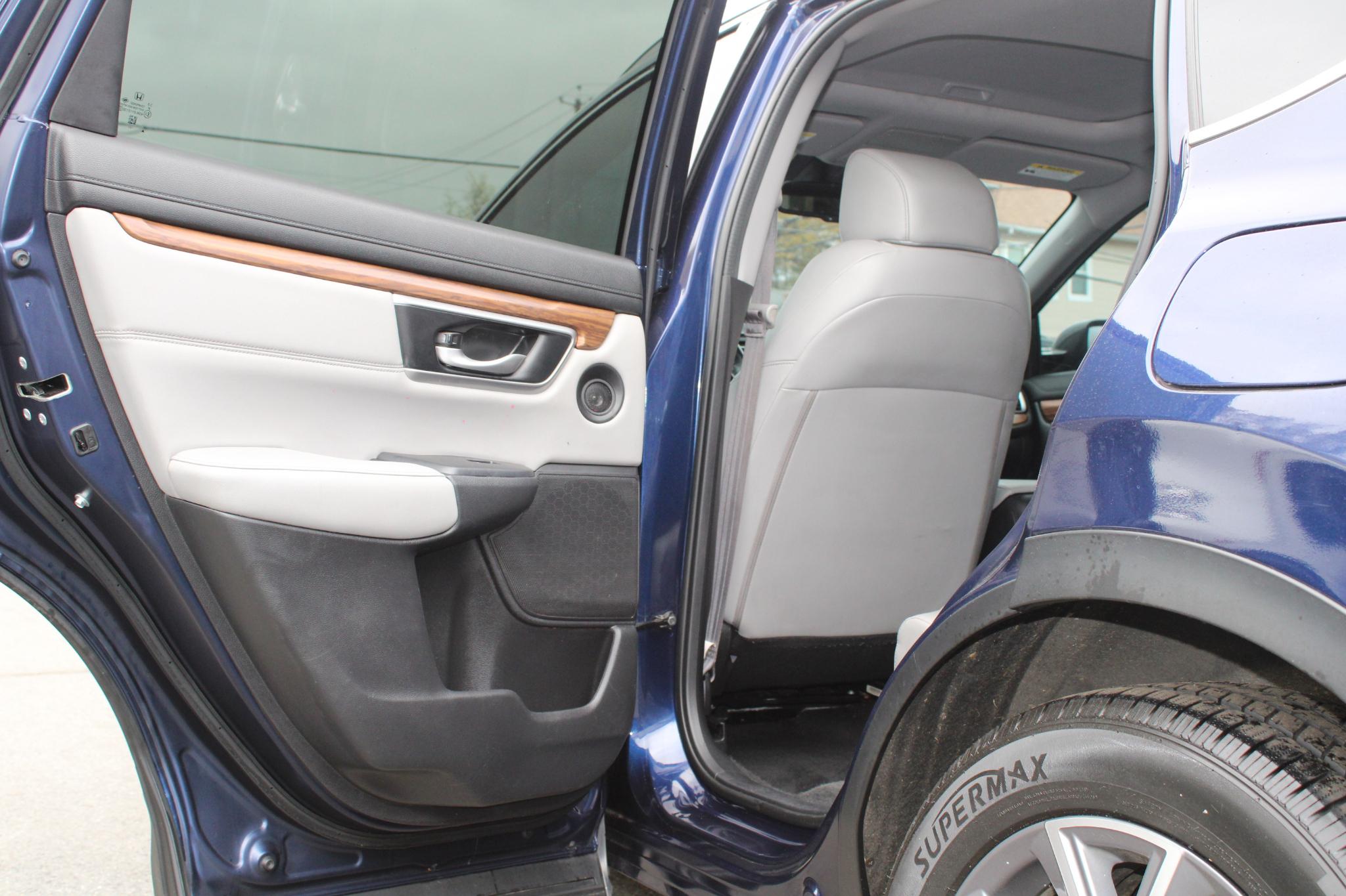 Honda CR-V Hybrid Touring AWD 2021