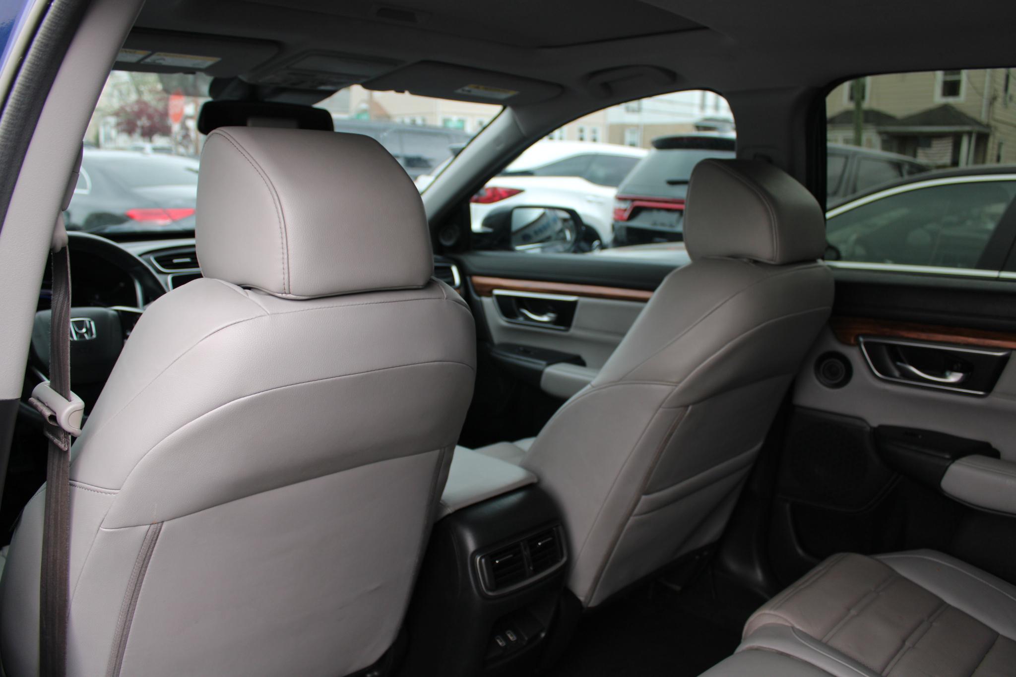 Honda CR-V Hybrid Touring AWD 2021