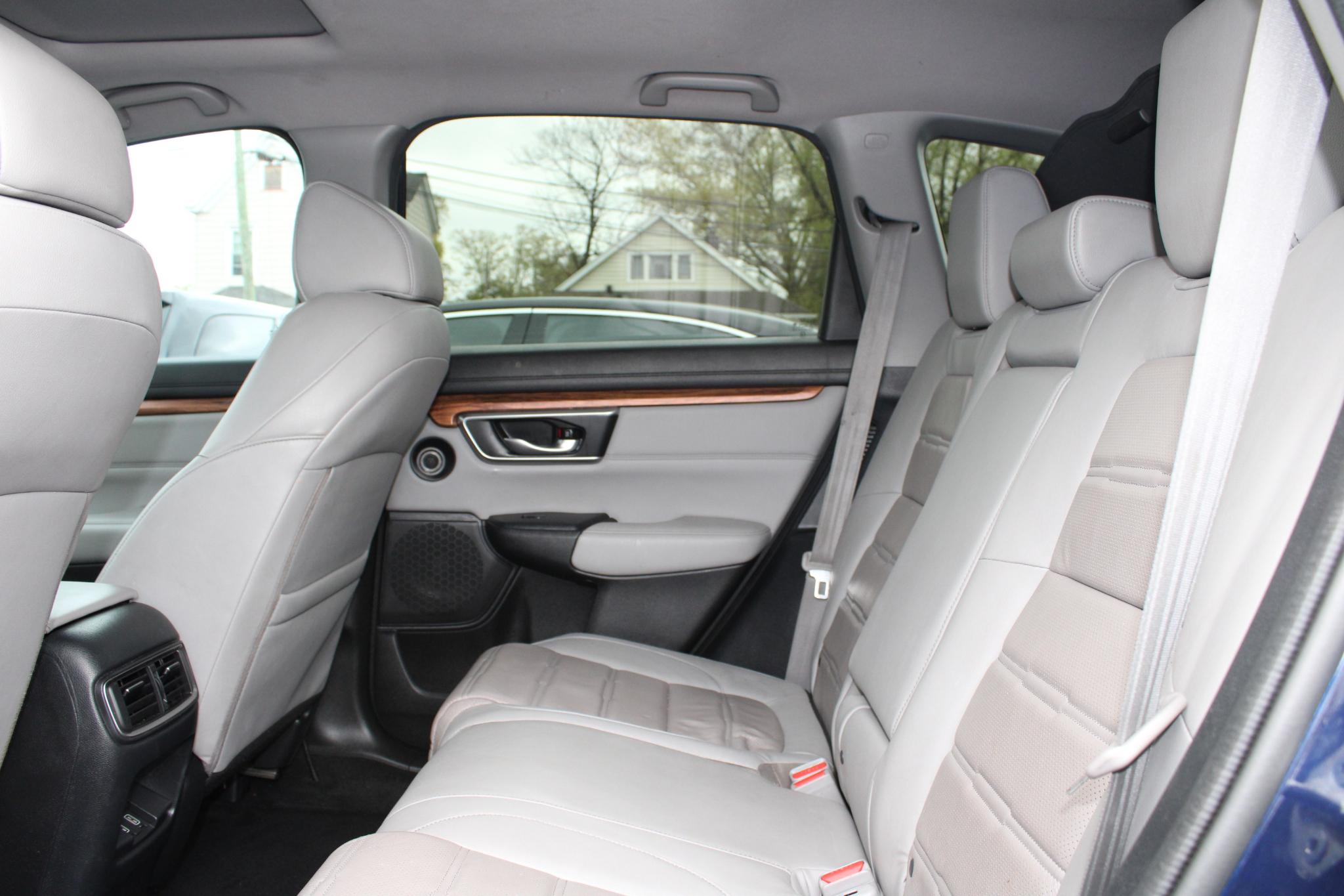 Honda CR-V Hybrid Touring AWD 2021