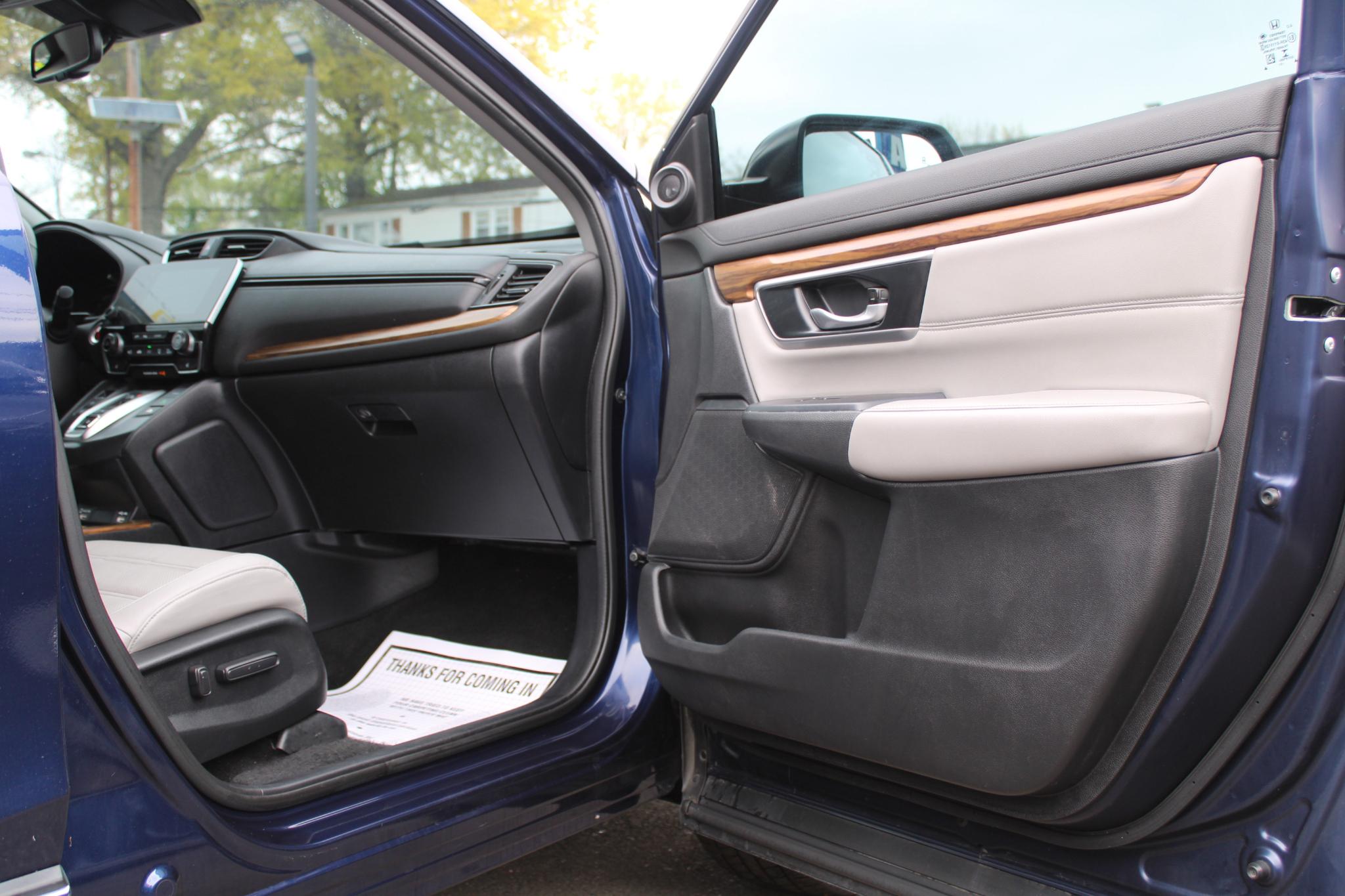 Honda CR-V Hybrid Touring AWD 2021
