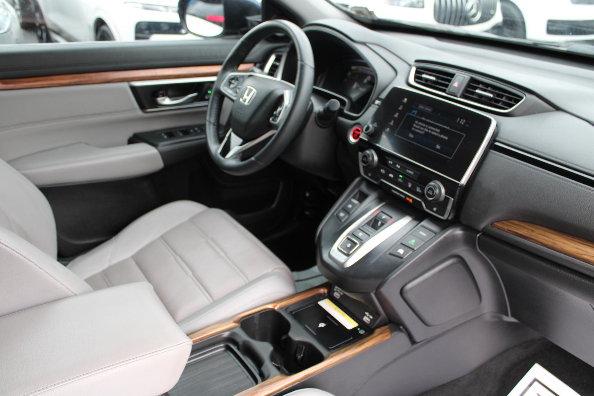 Honda CR-V Hybrid Touring AWD 2021