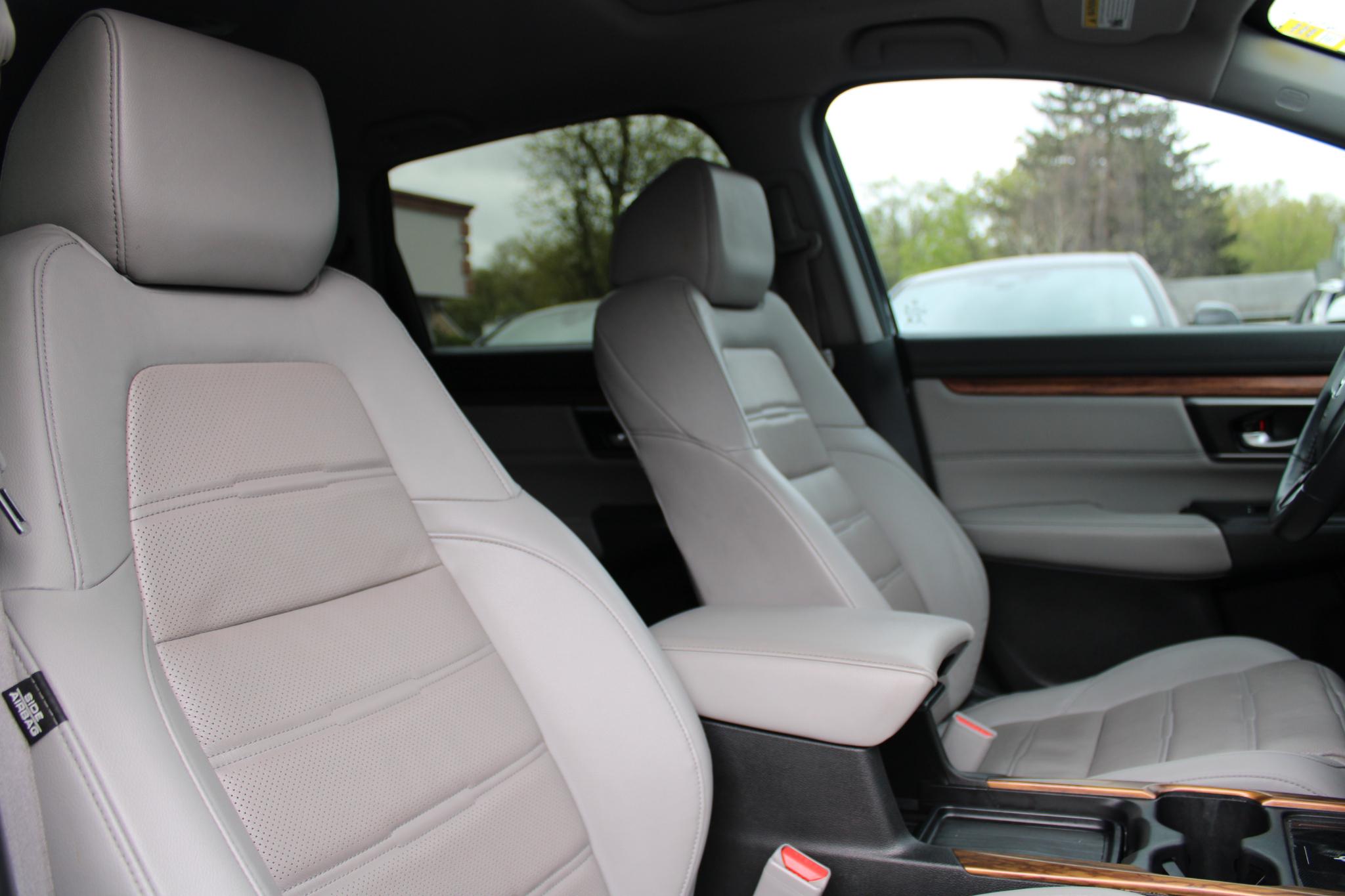Honda CR-V Hybrid Touring AWD 2021