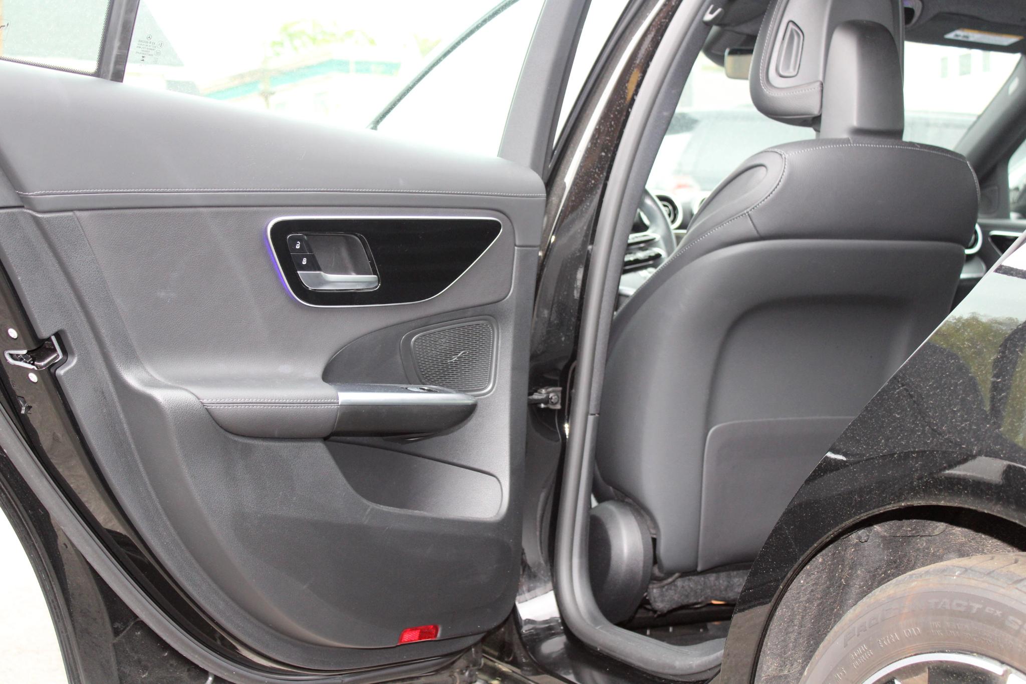 Mercedes-Benz C-Class C 300 4MATIC Sedan 2023