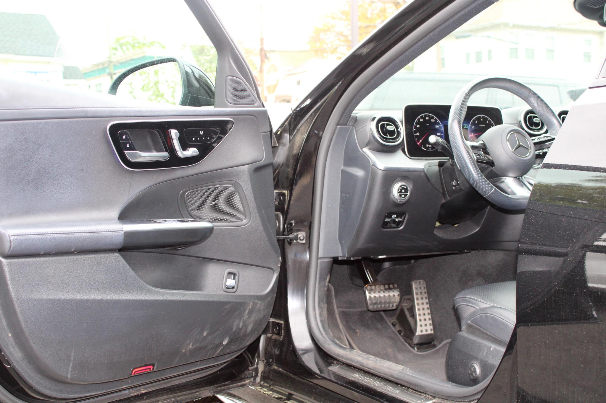 Mercedes-Benz C-Class C 300 4MATIC Sedan 2023