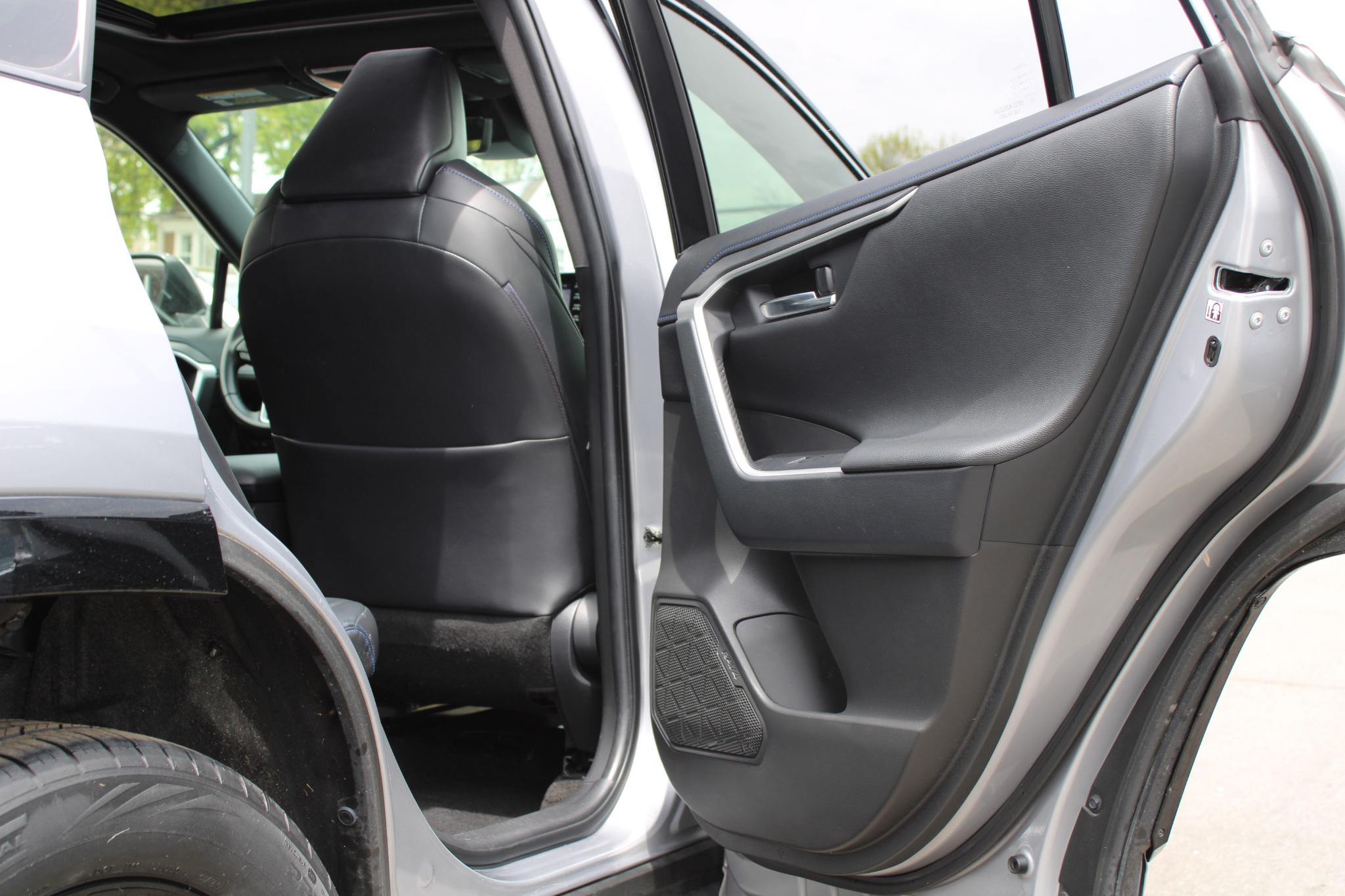 Toyota RAV4 Hybrid XSE AWD (Natl) 2020