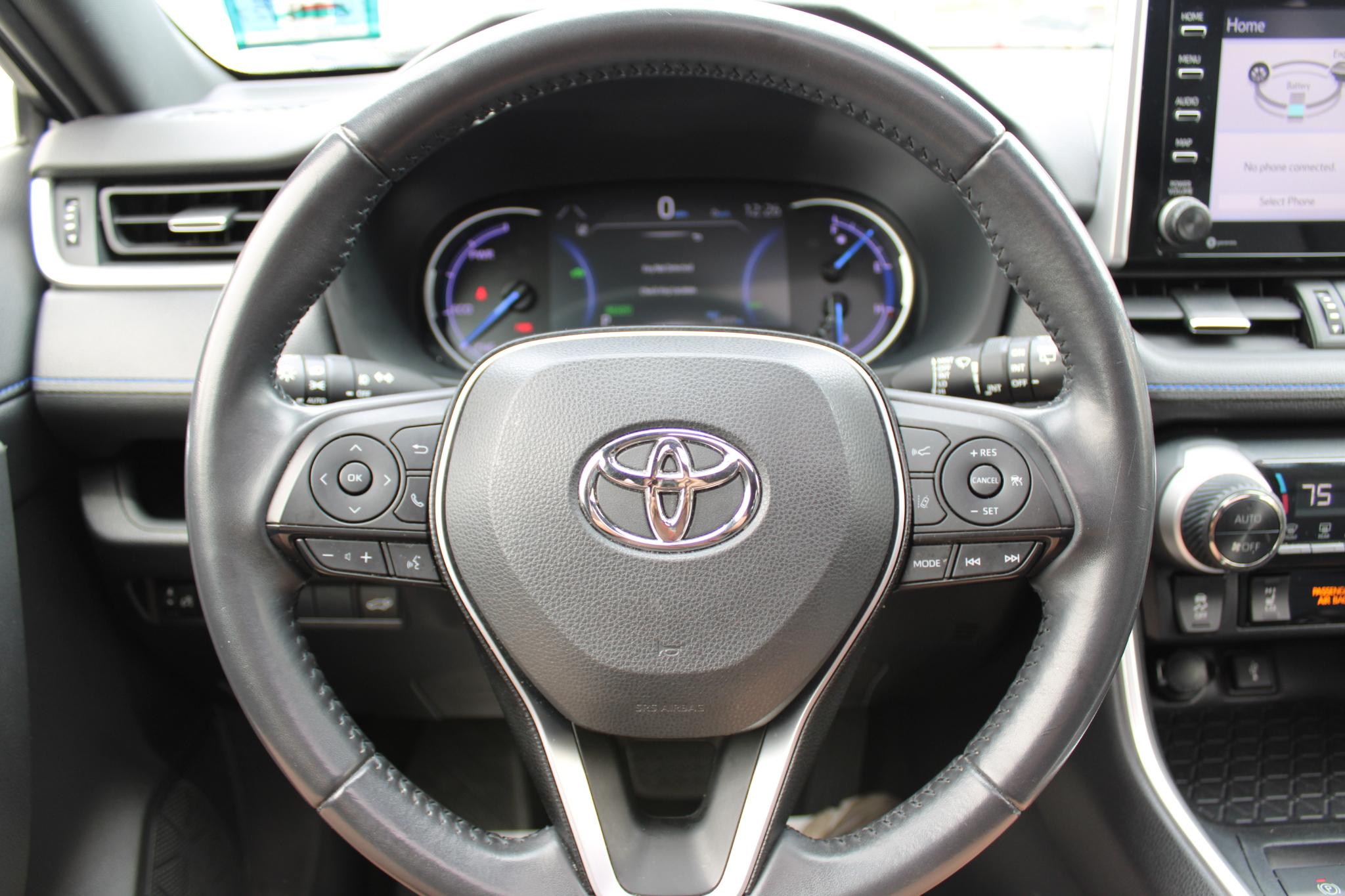 Toyota RAV4 Hybrid XSE AWD (Natl) 2020