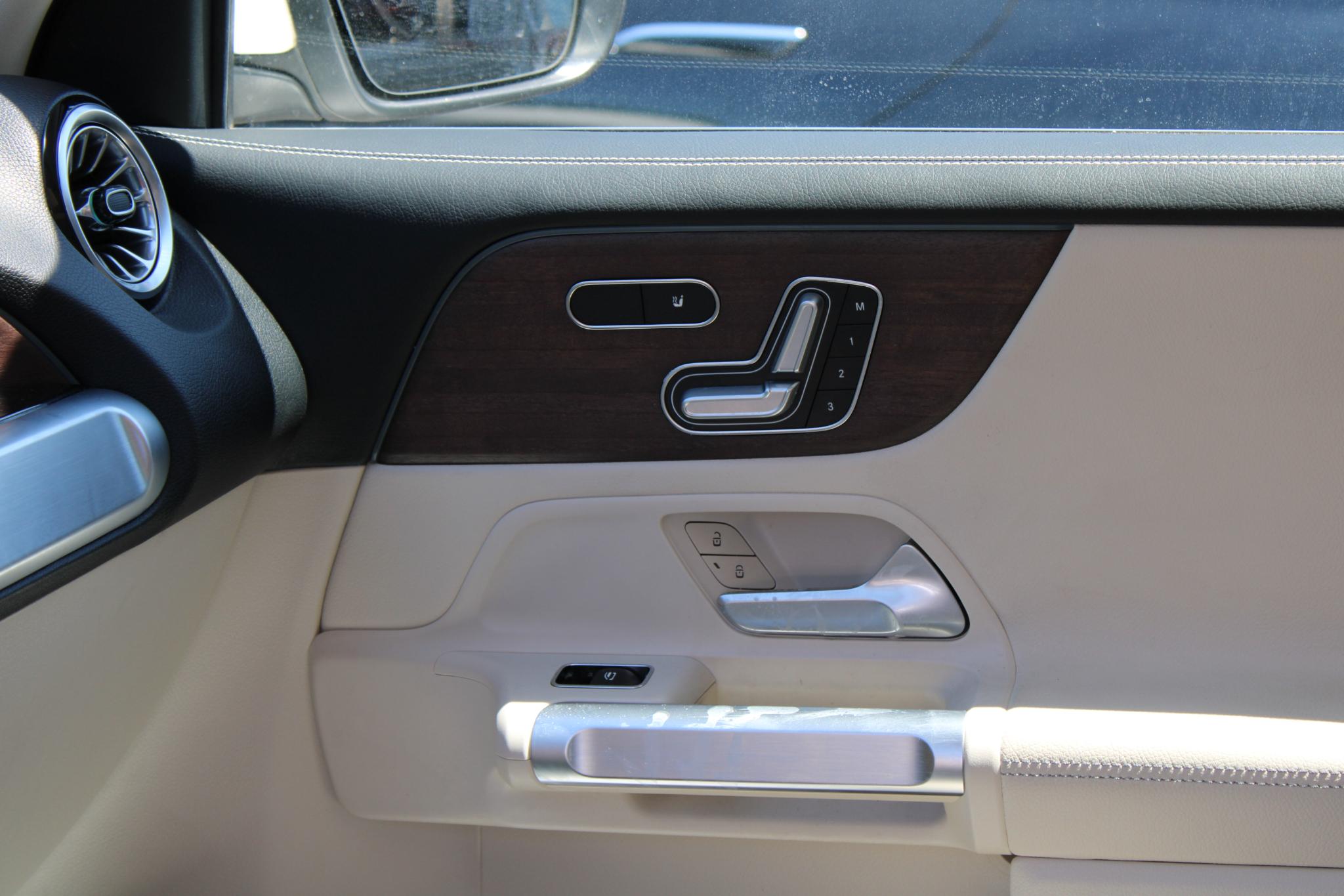 2022 Mercedes-Benz GLB Base - Photo 23