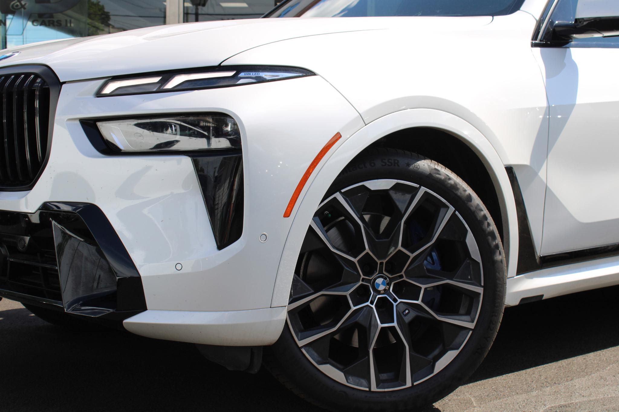 BMW X7 xDrive40i Sports Activity Vehicle 2024