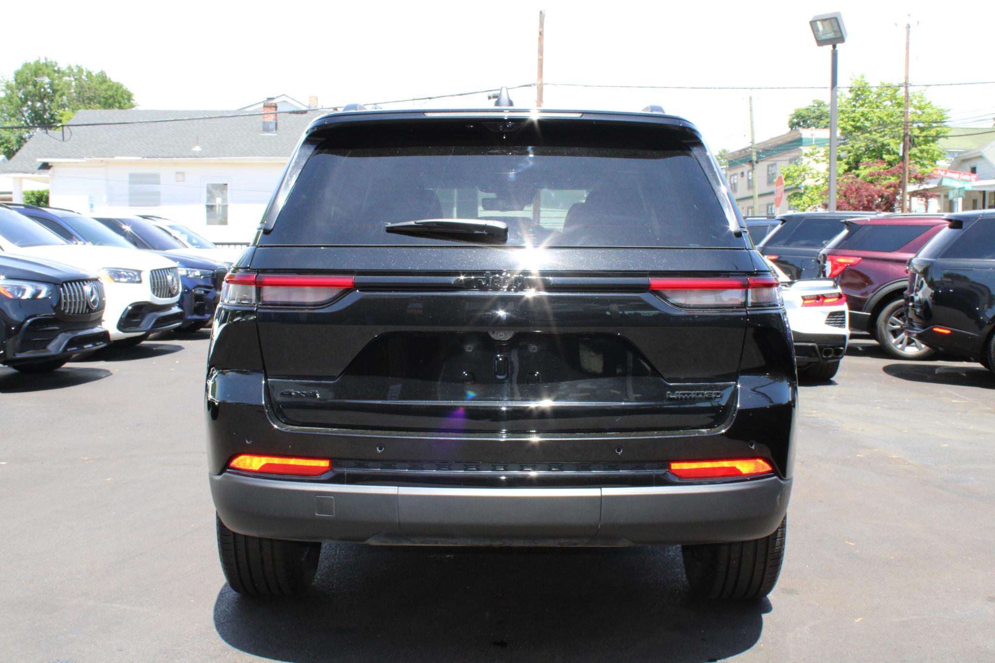 Jeep Grand Cherokee Limited 4x4 2023
