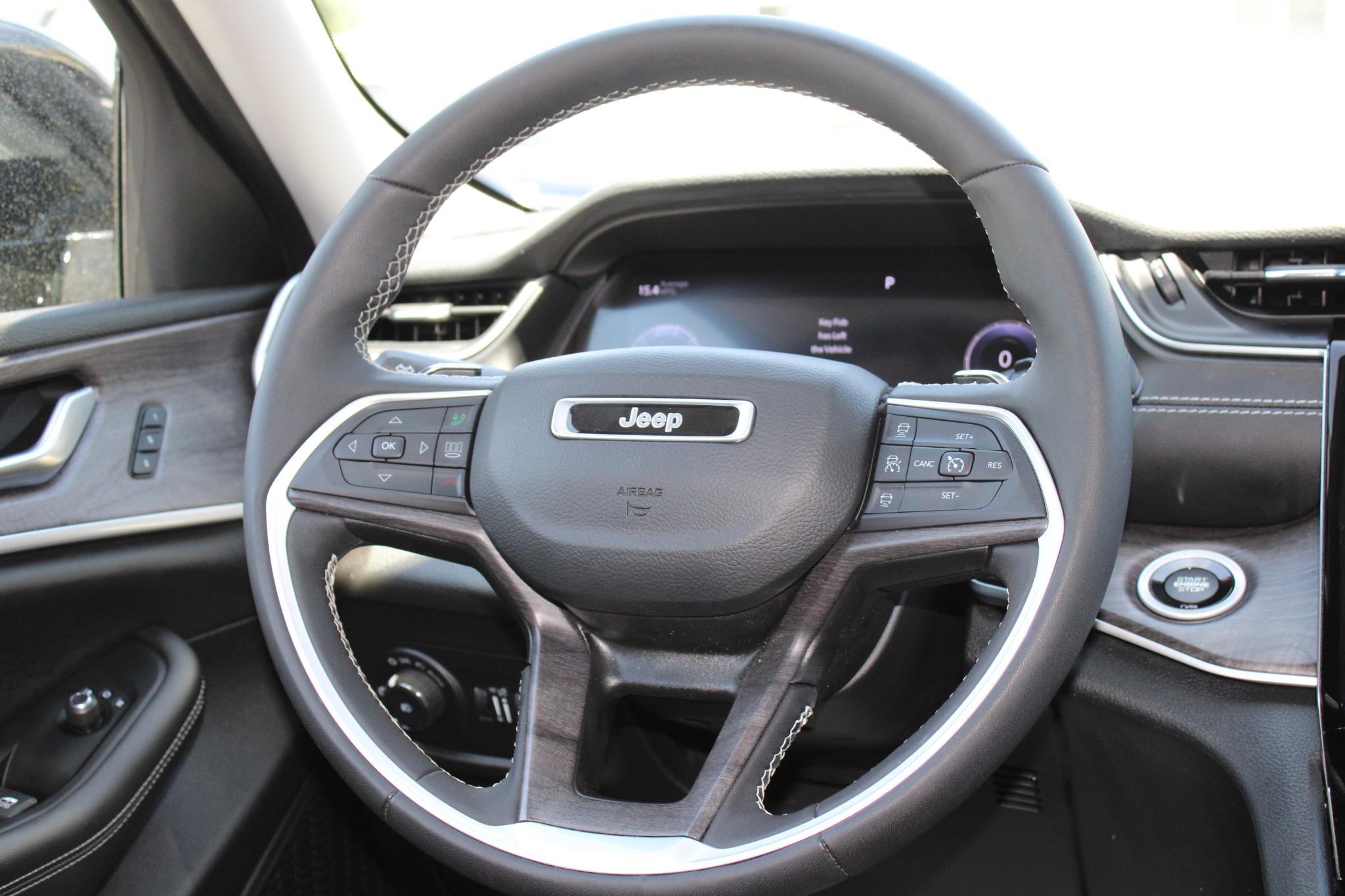 Jeep Grand Cherokee Limited 4x4 2023