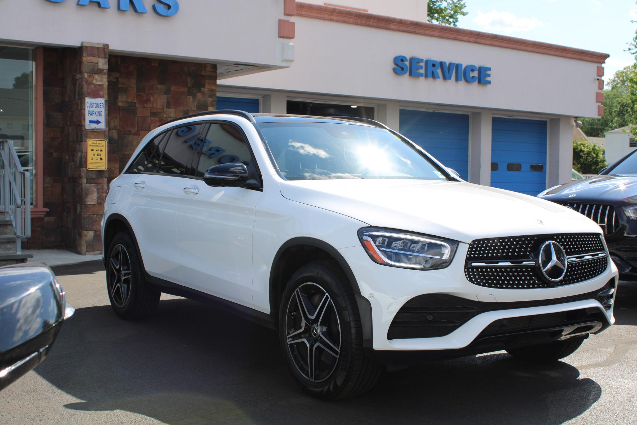Mercedes-Benz GLC GLC 300 4MATIC SUV 2022