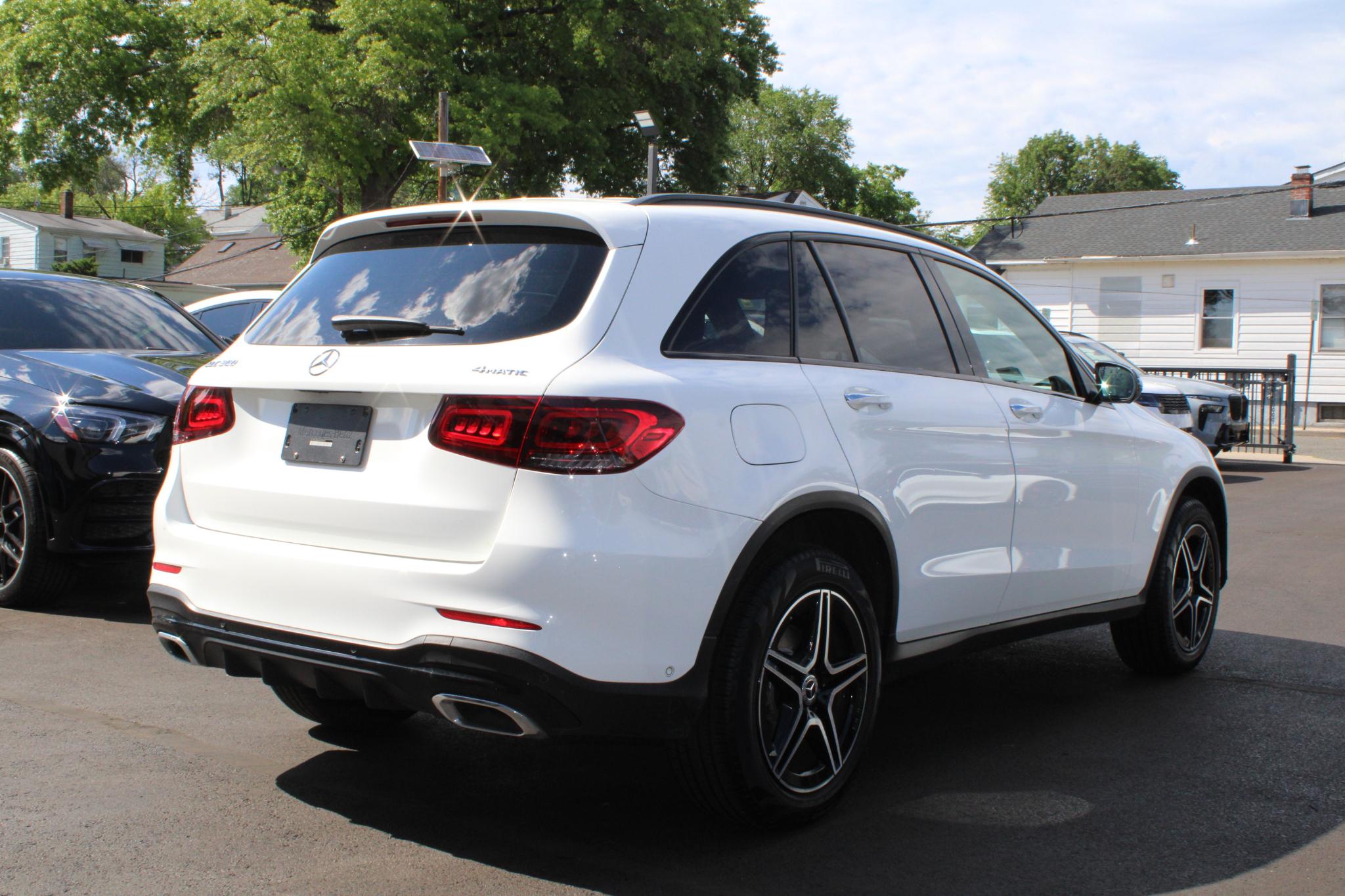 Mercedes-Benz GLC GLC 300 4MATIC SUV 2022