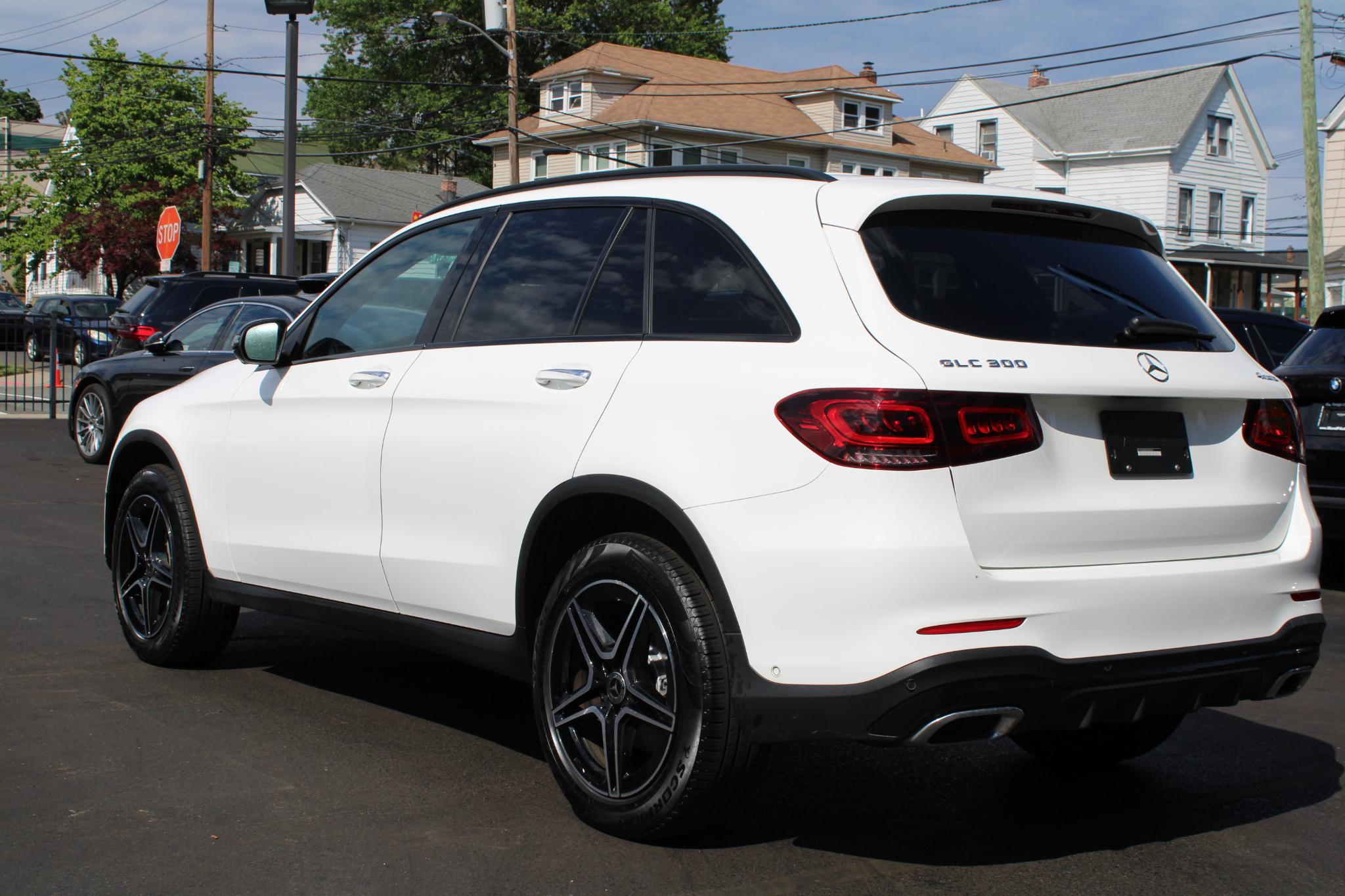 Mercedes-Benz GLC GLC 300 4MATIC SUV 2022