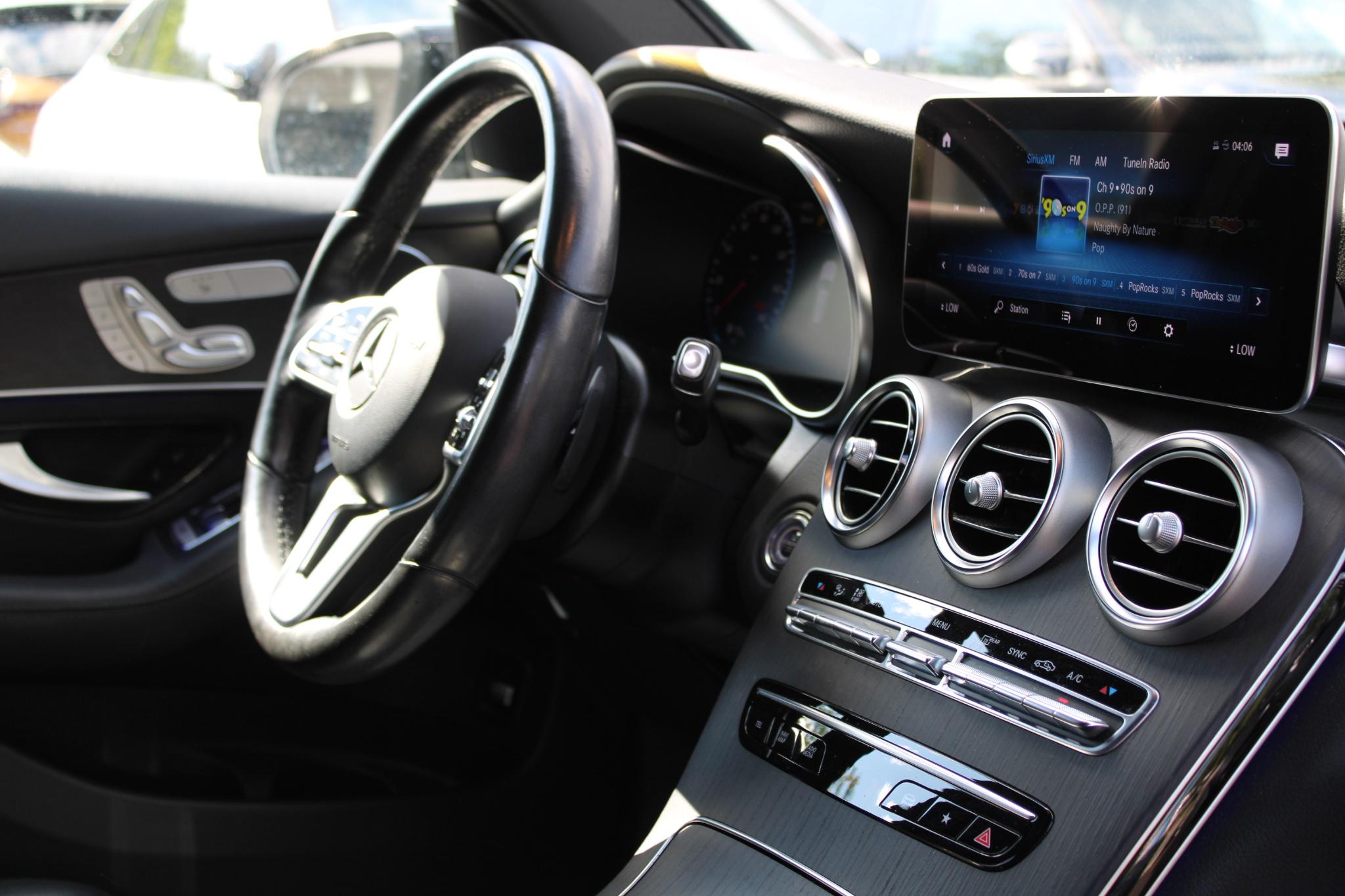 Mercedes-Benz GLC GLC 300 4MATIC SUV 2022