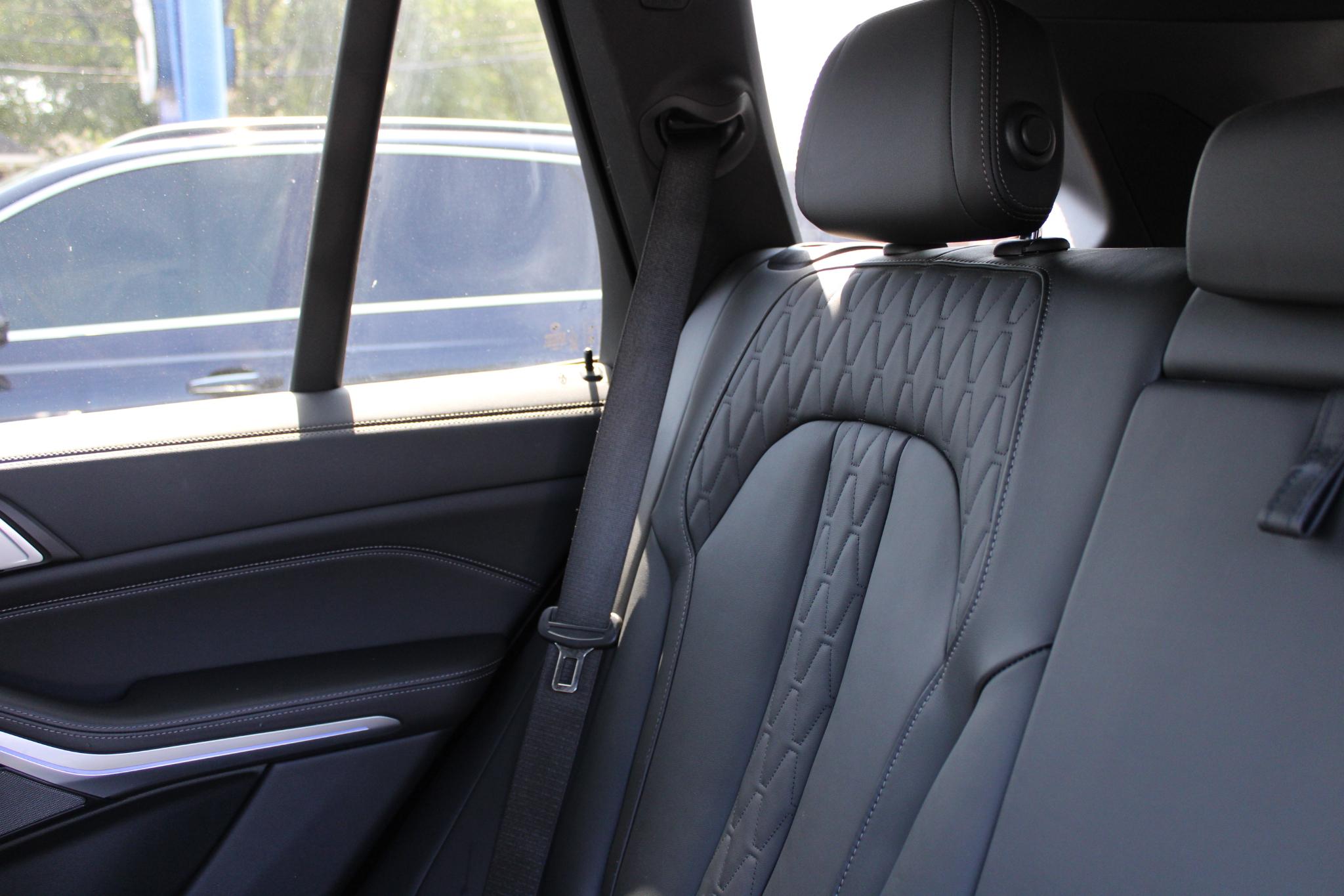 BMW X5 xDrive40i Sports Activity Vehicle 2025