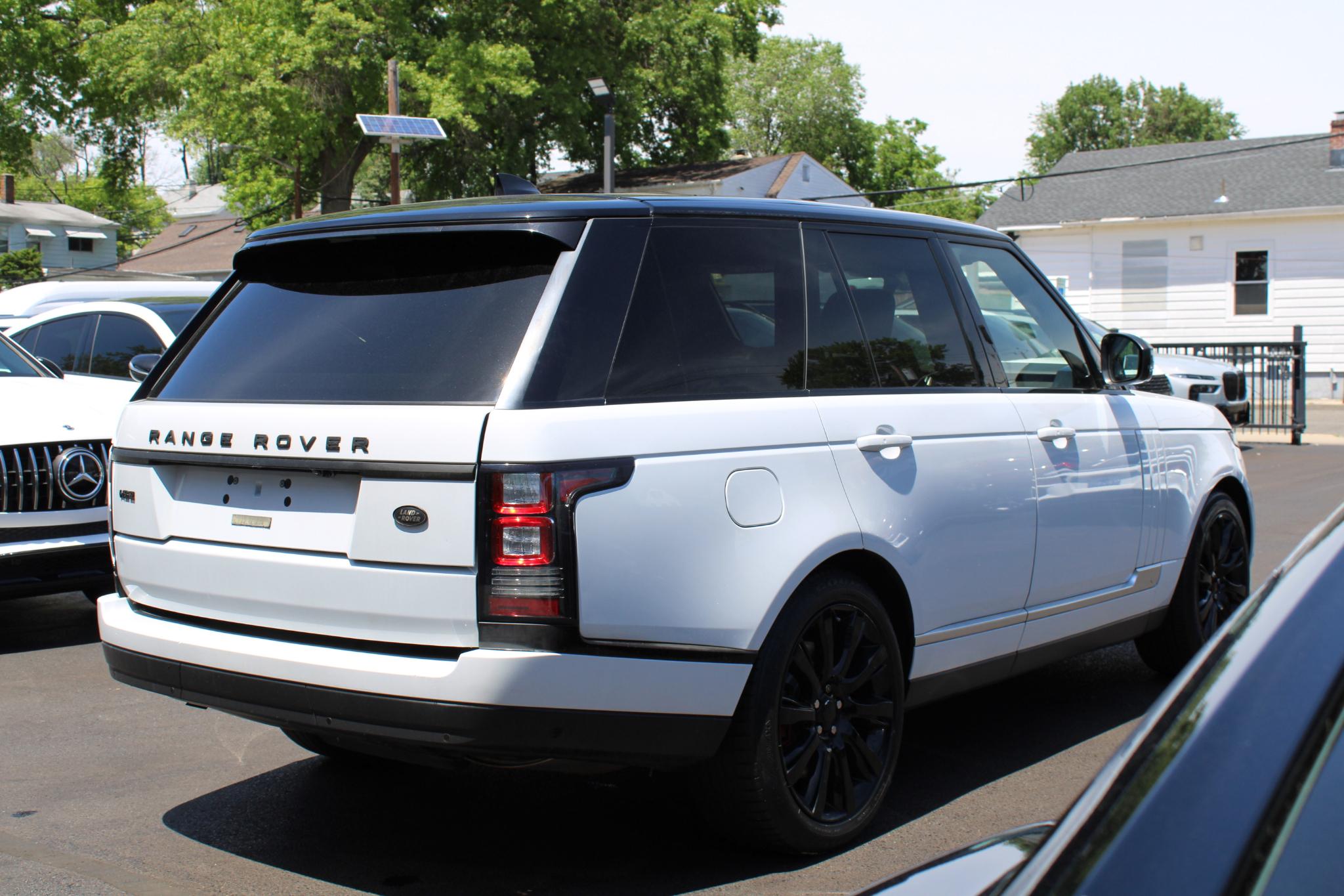 Land Rover Range Rover V6 Supercharged HSE SWB 2017