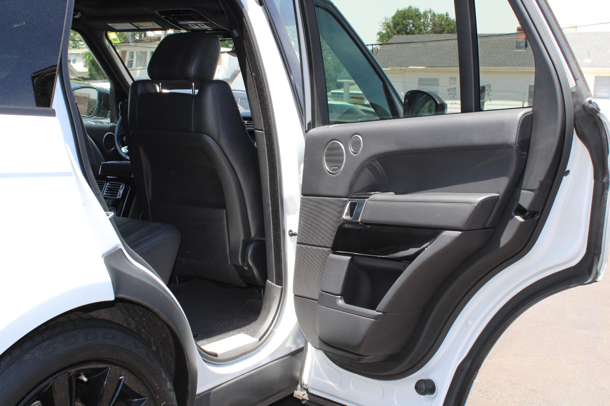 Land Rover Range Rover V6 Supercharged HSE SWB 2017