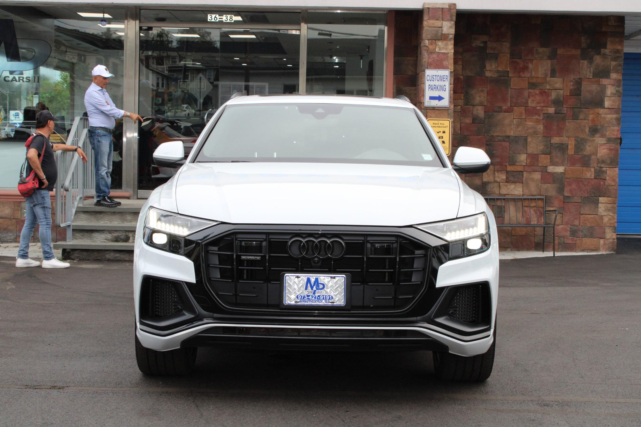 Audi Q8 Premium Plus 55 TFSI quattro 2021