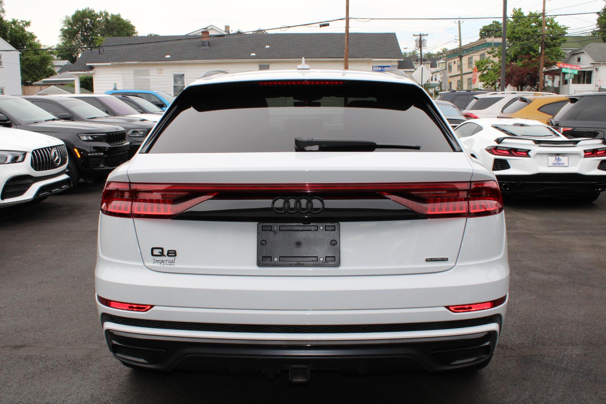 Audi Q8 Premium Plus 55 TFSI quattro 2021